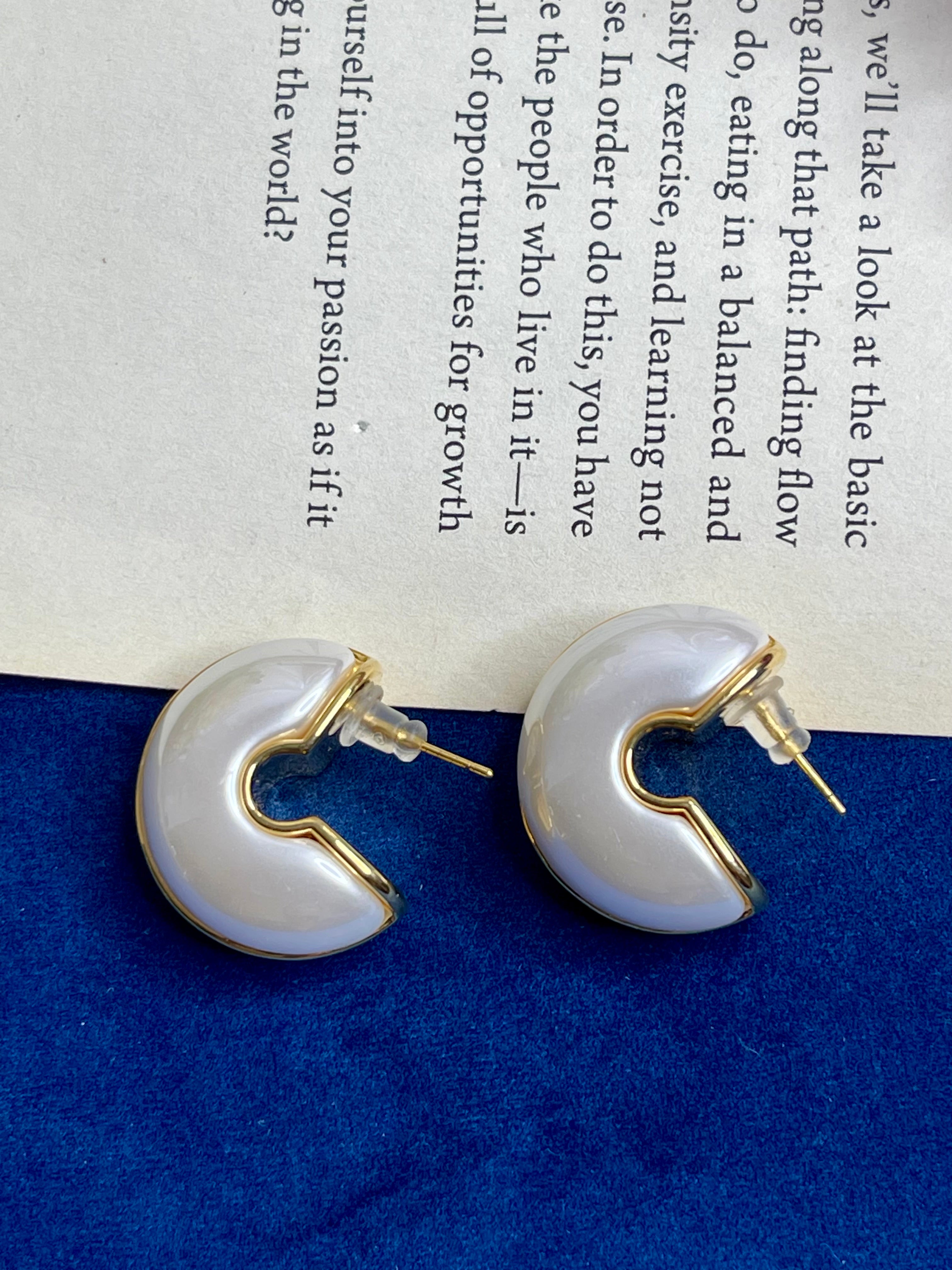 Ivory Orbit white Studs