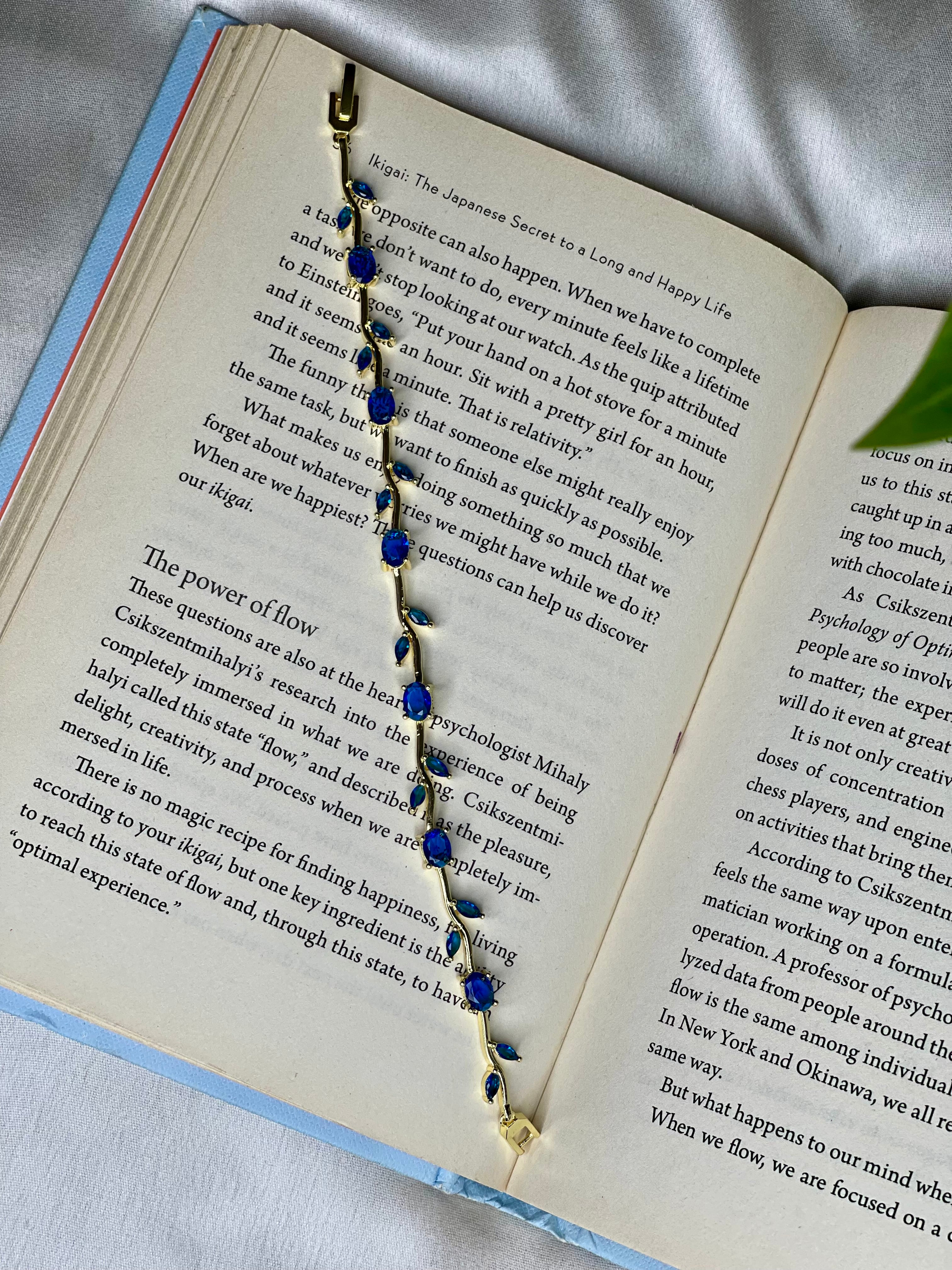 Blue Floral Tulip Bracelet