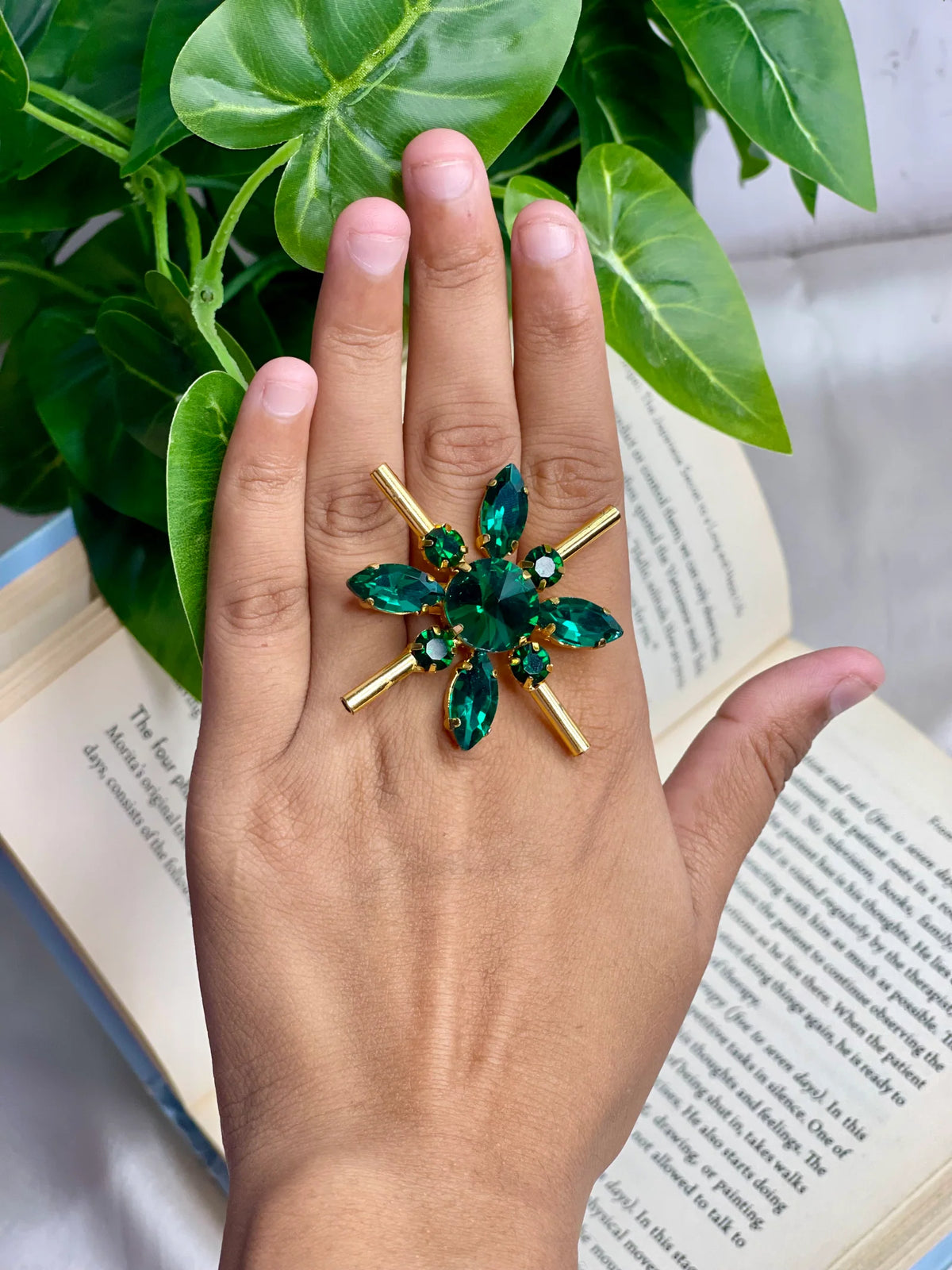 Emerald Gleam Ring