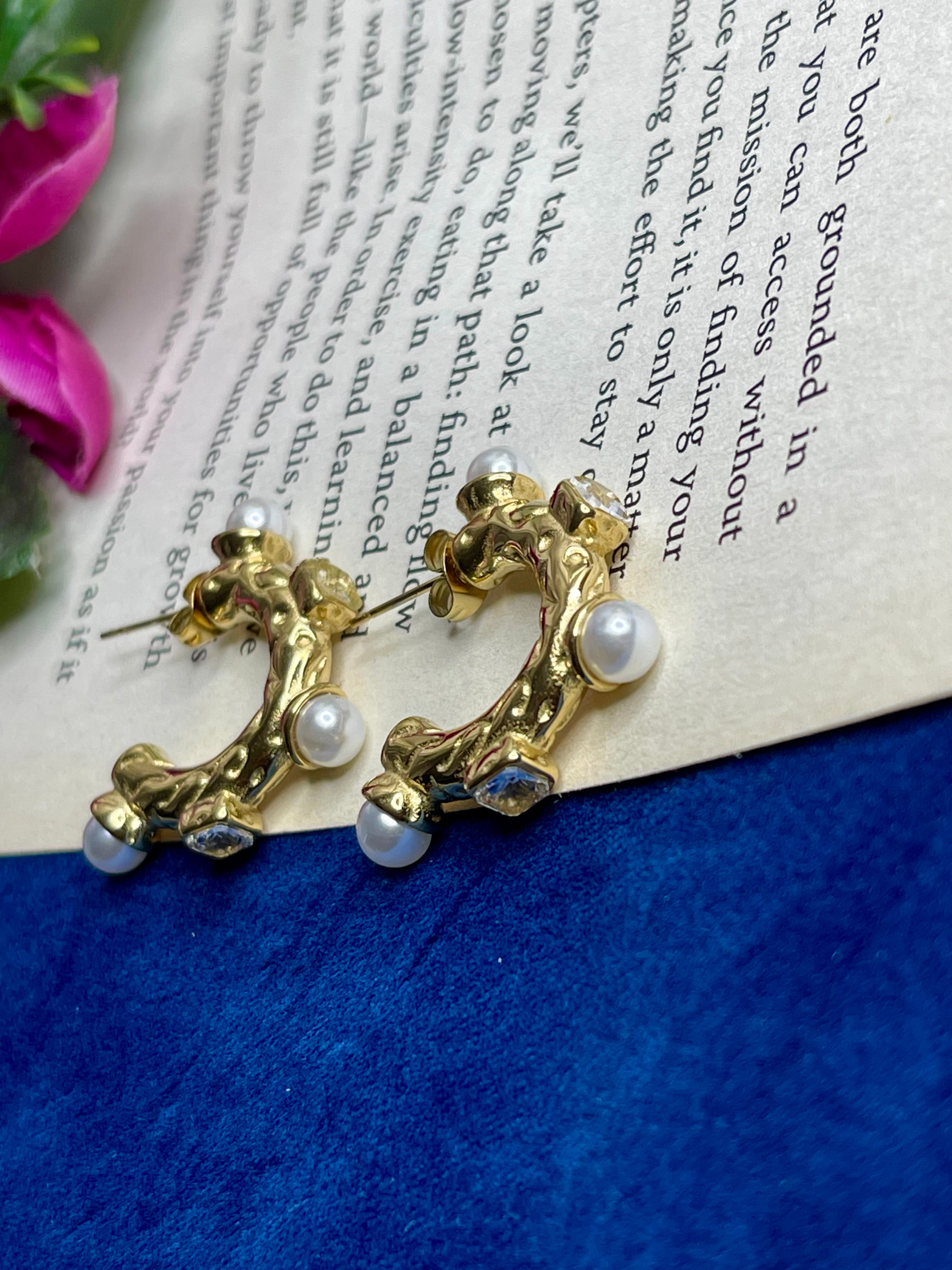 Pearl Edge Textured Hoops