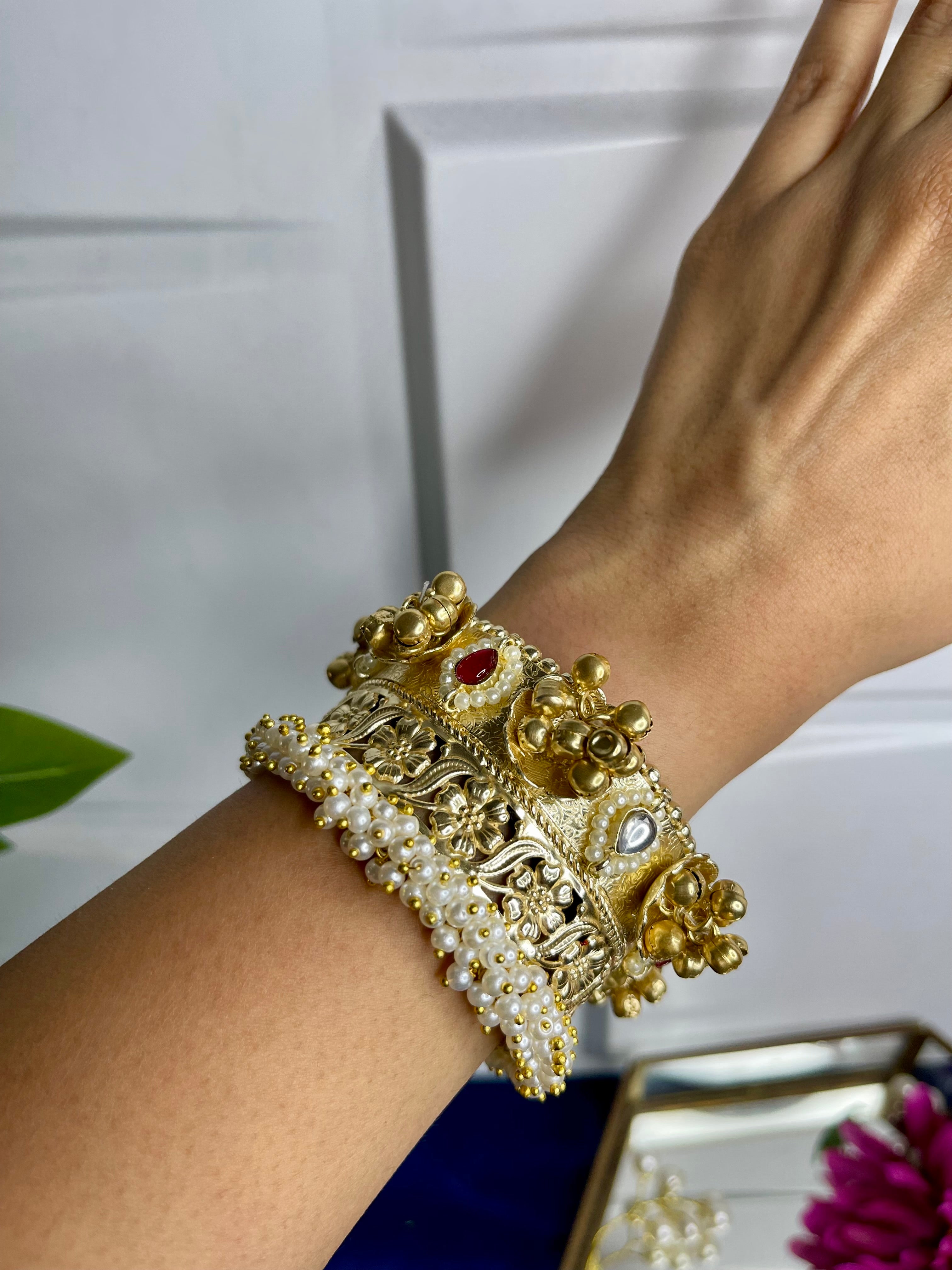Multi Pearl Ghungroo Heritage Kada