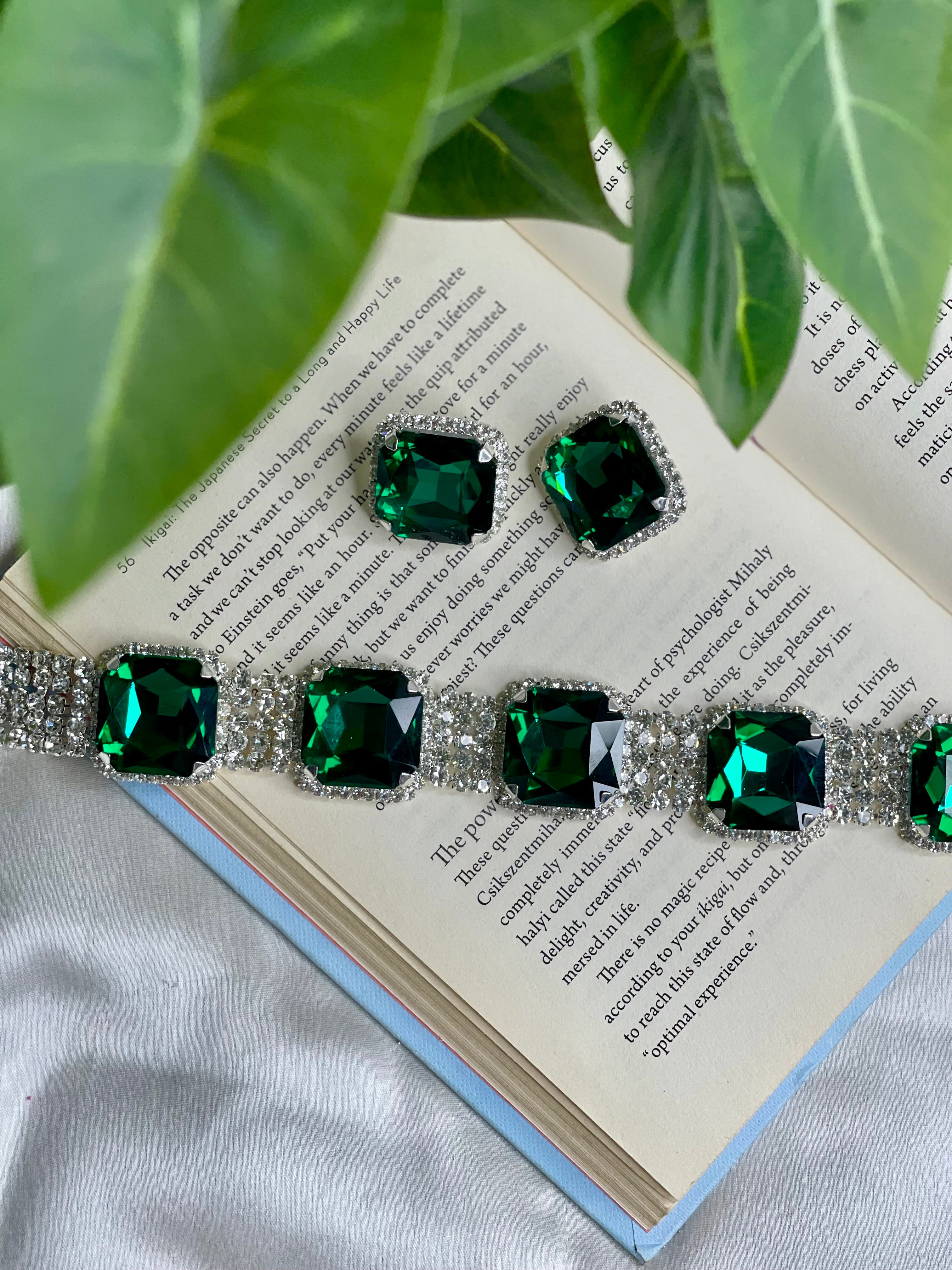 Emerald Royale Crystal Choker Set