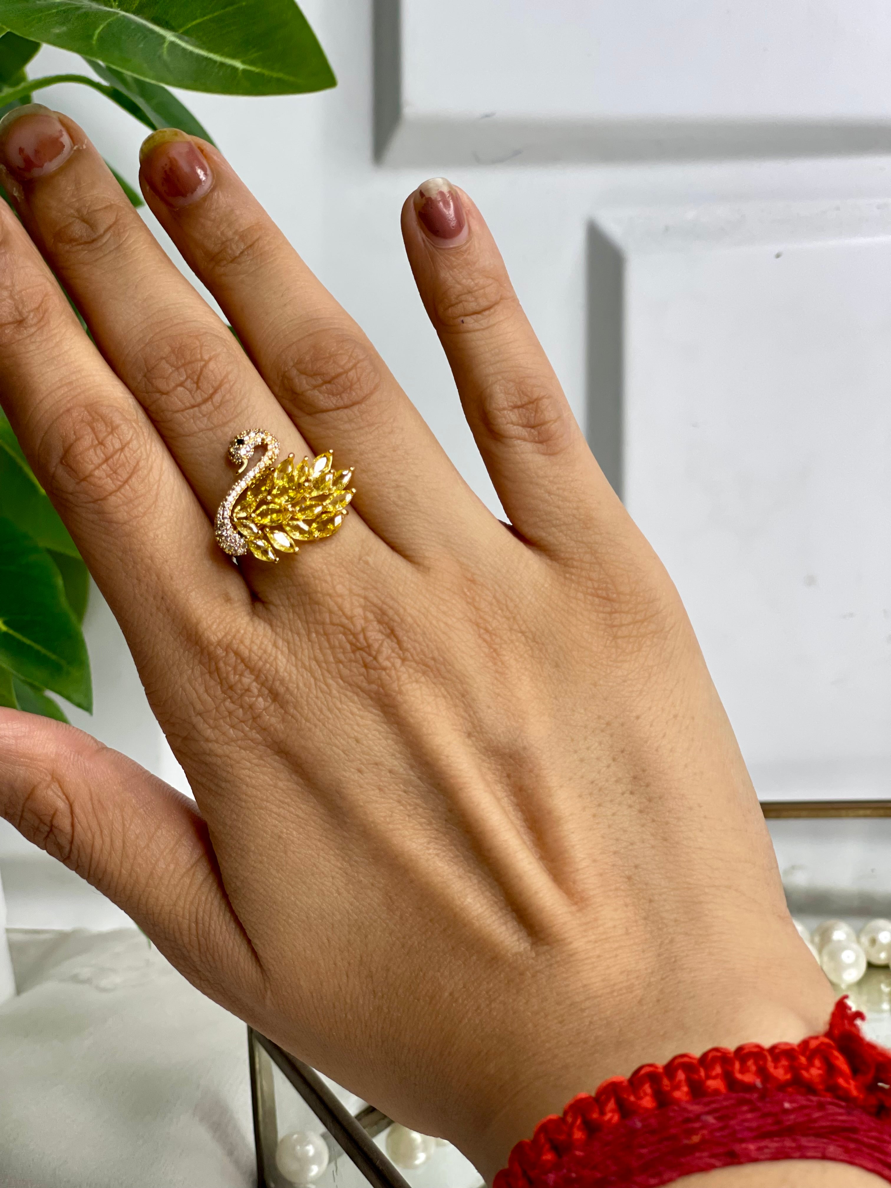 Royal Swan Crystal Ring