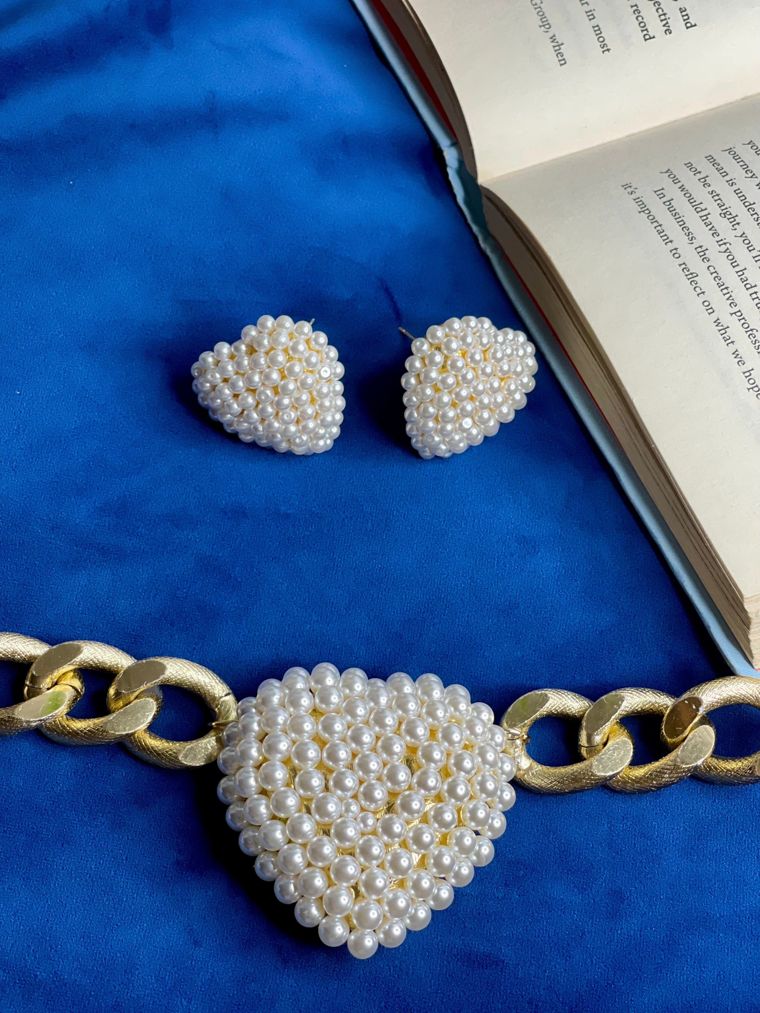 Pearl Heart Choker With Earrings