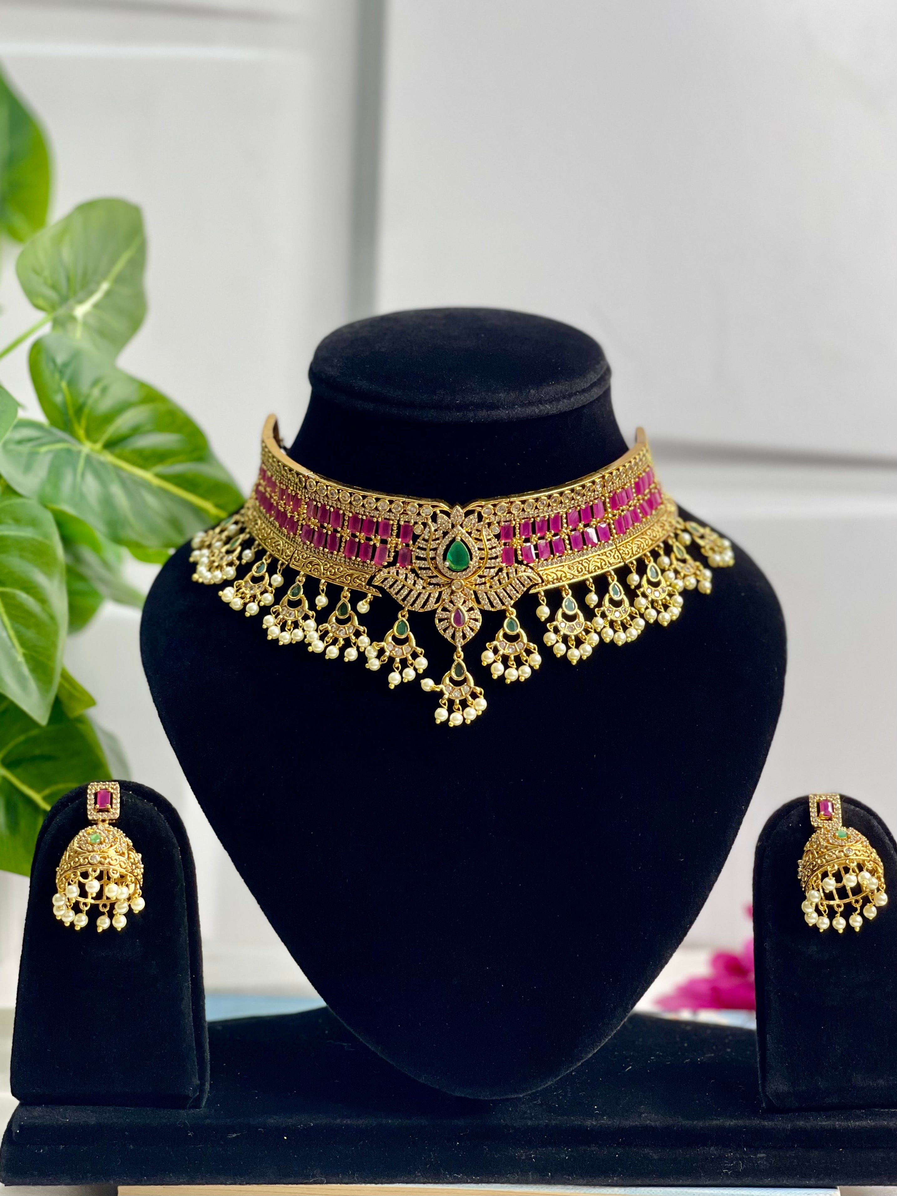 Rivaah Choker Set