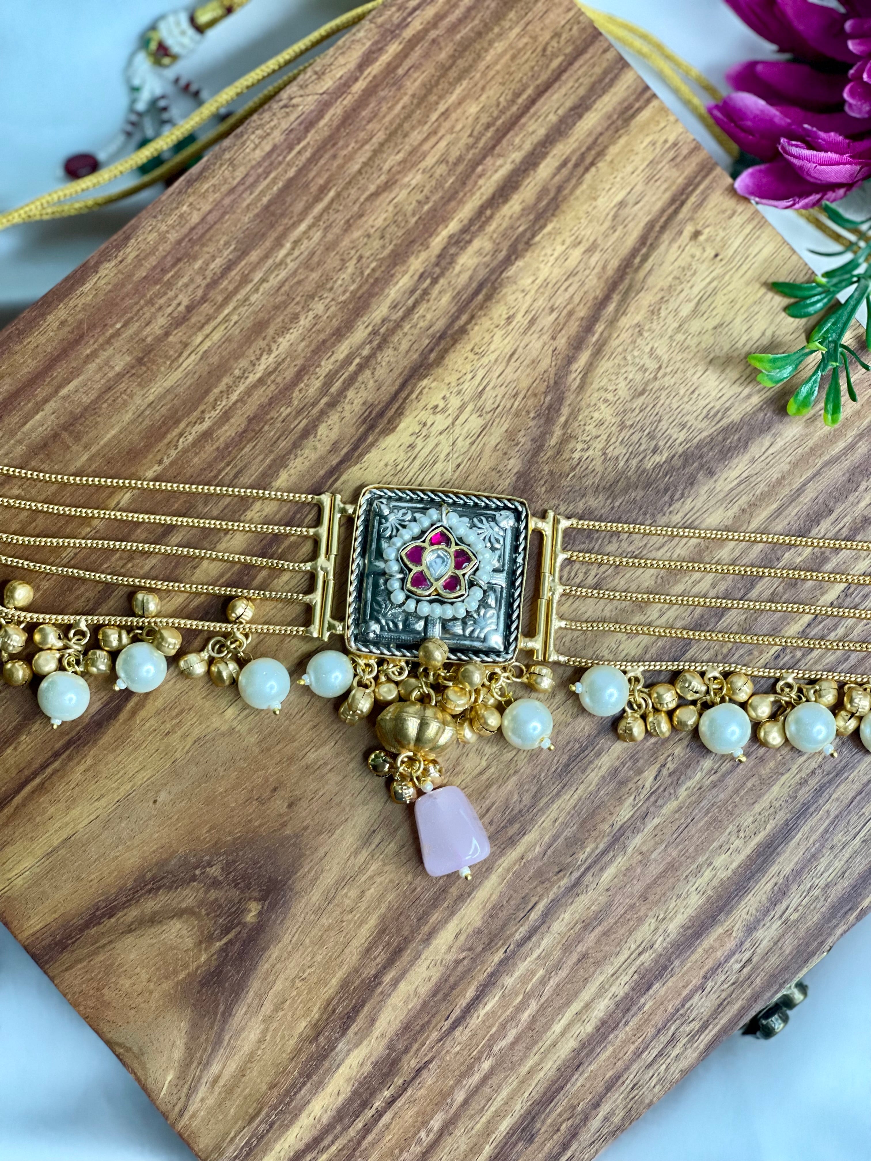 Fusion Ruhani Choker Set