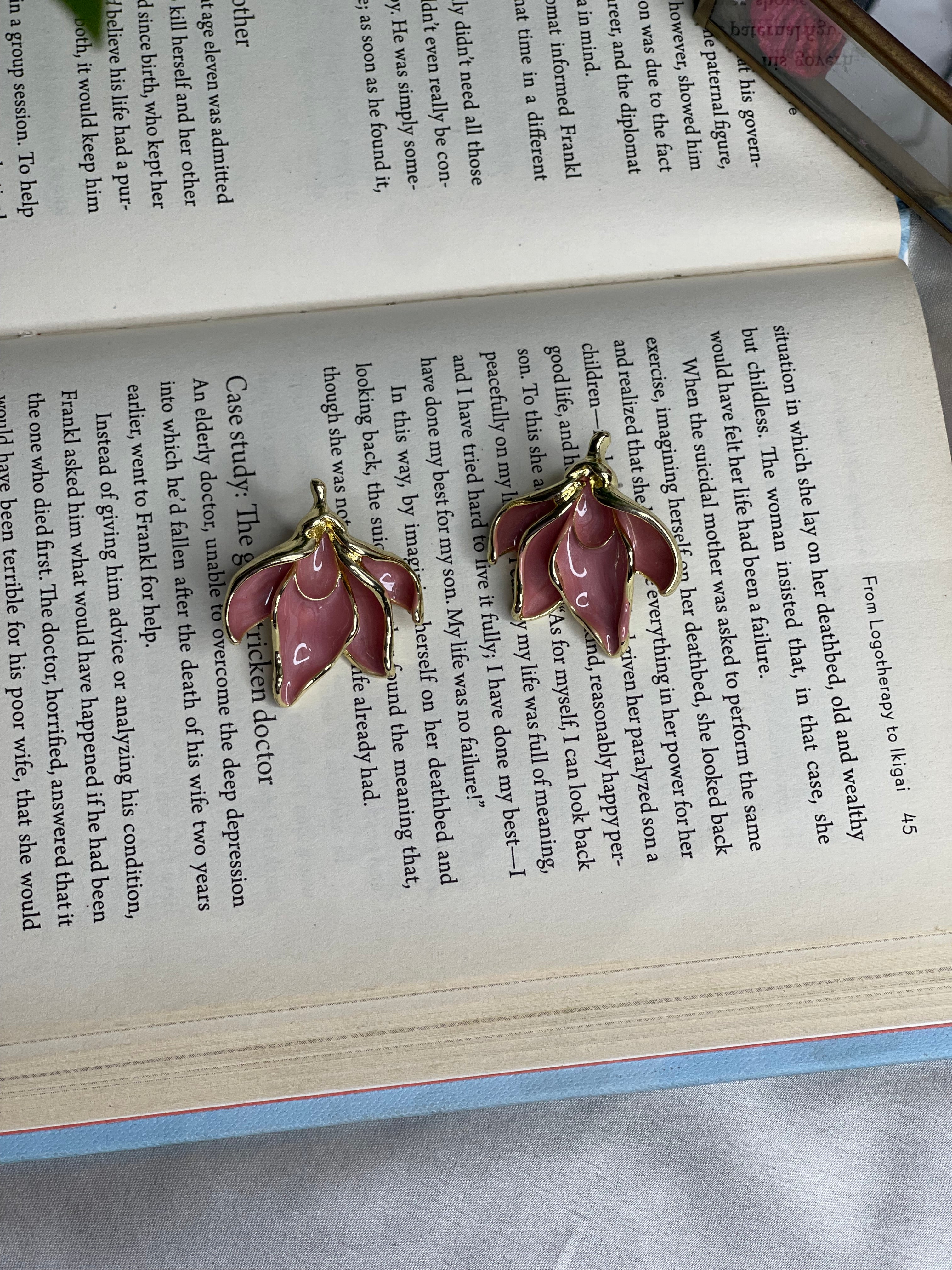 Mauve Pink Bloom Earrings