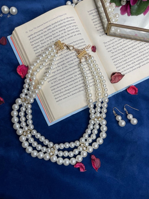Classic Pearl Layered Necklace Set