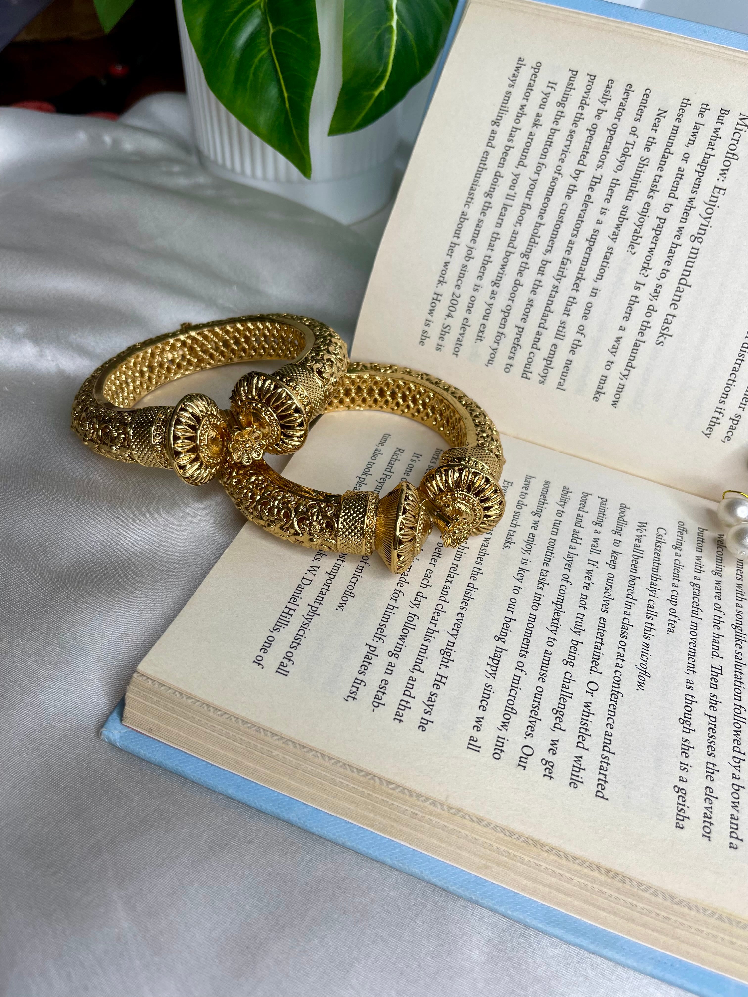 Rajwadi Kada Bangles