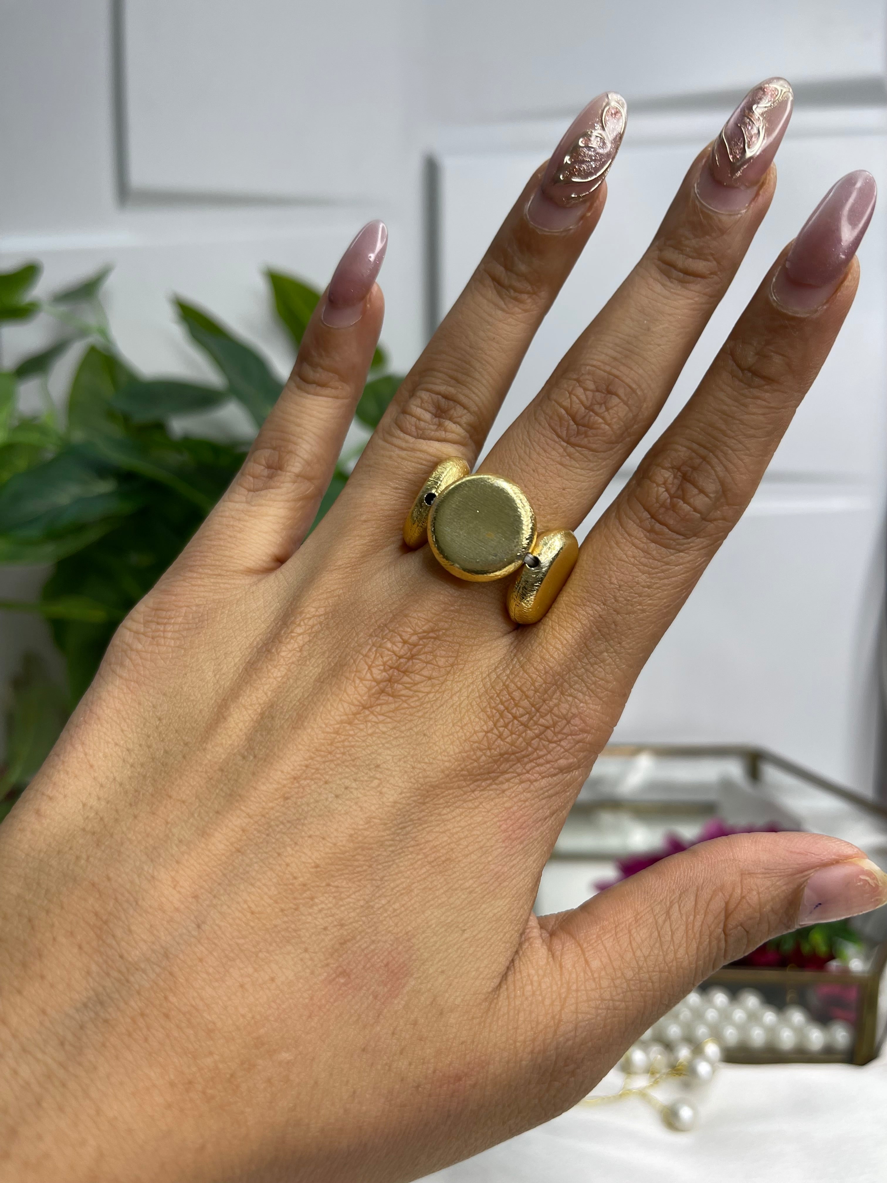 Gold Sculpted Brass Ring