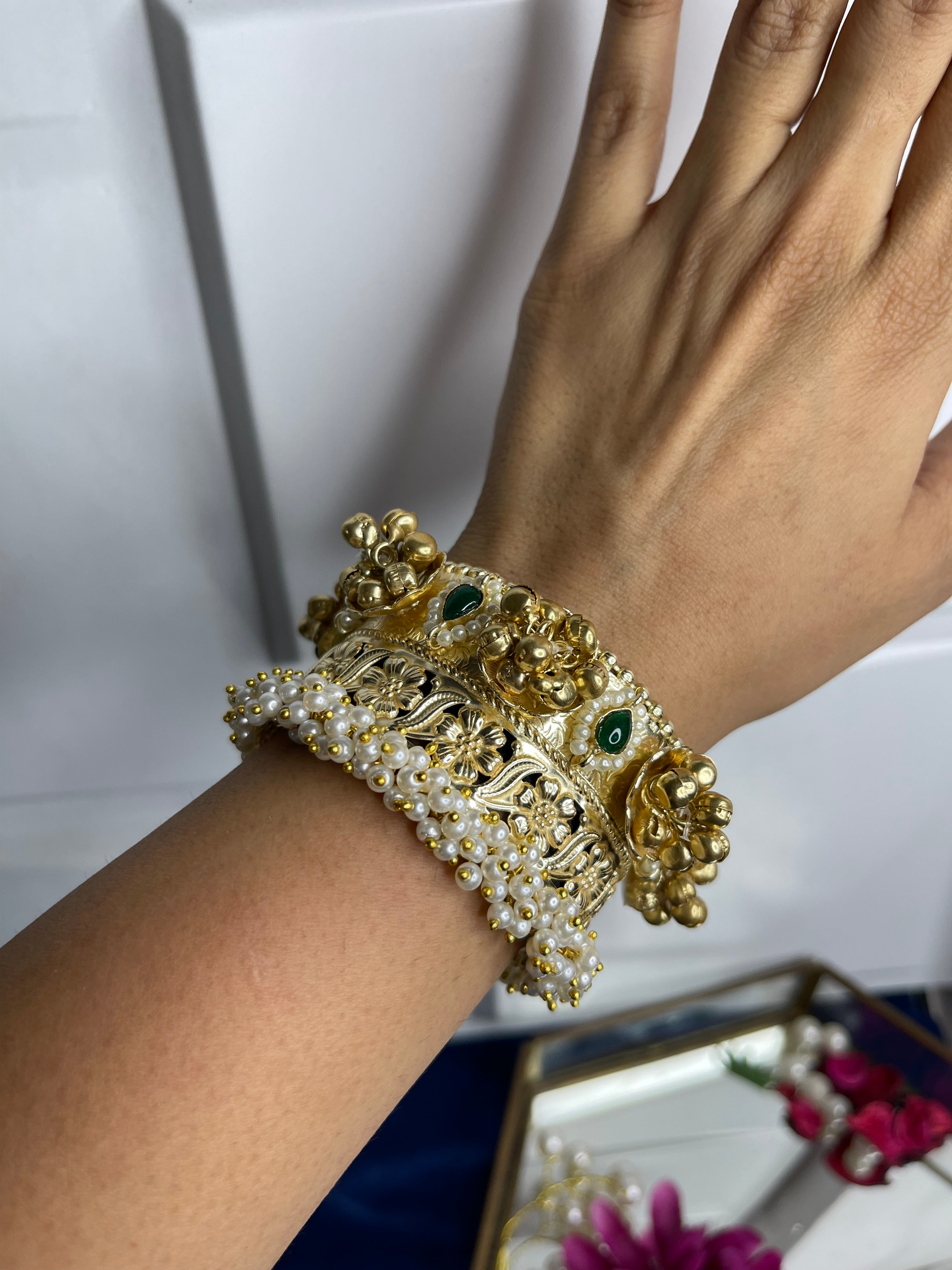 Emerald Pearl Heritage Kada
