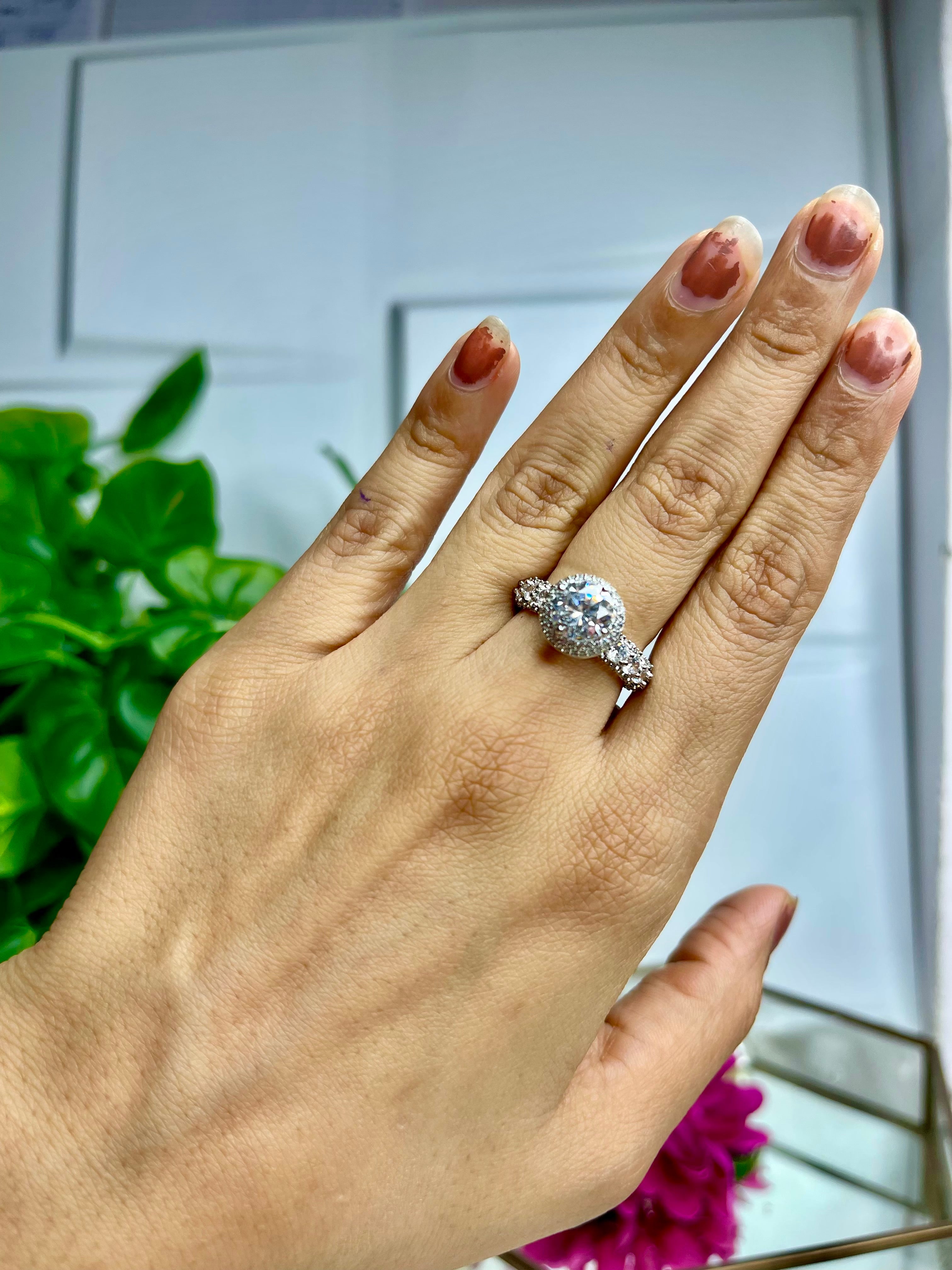 AD Luxe Aura Ring