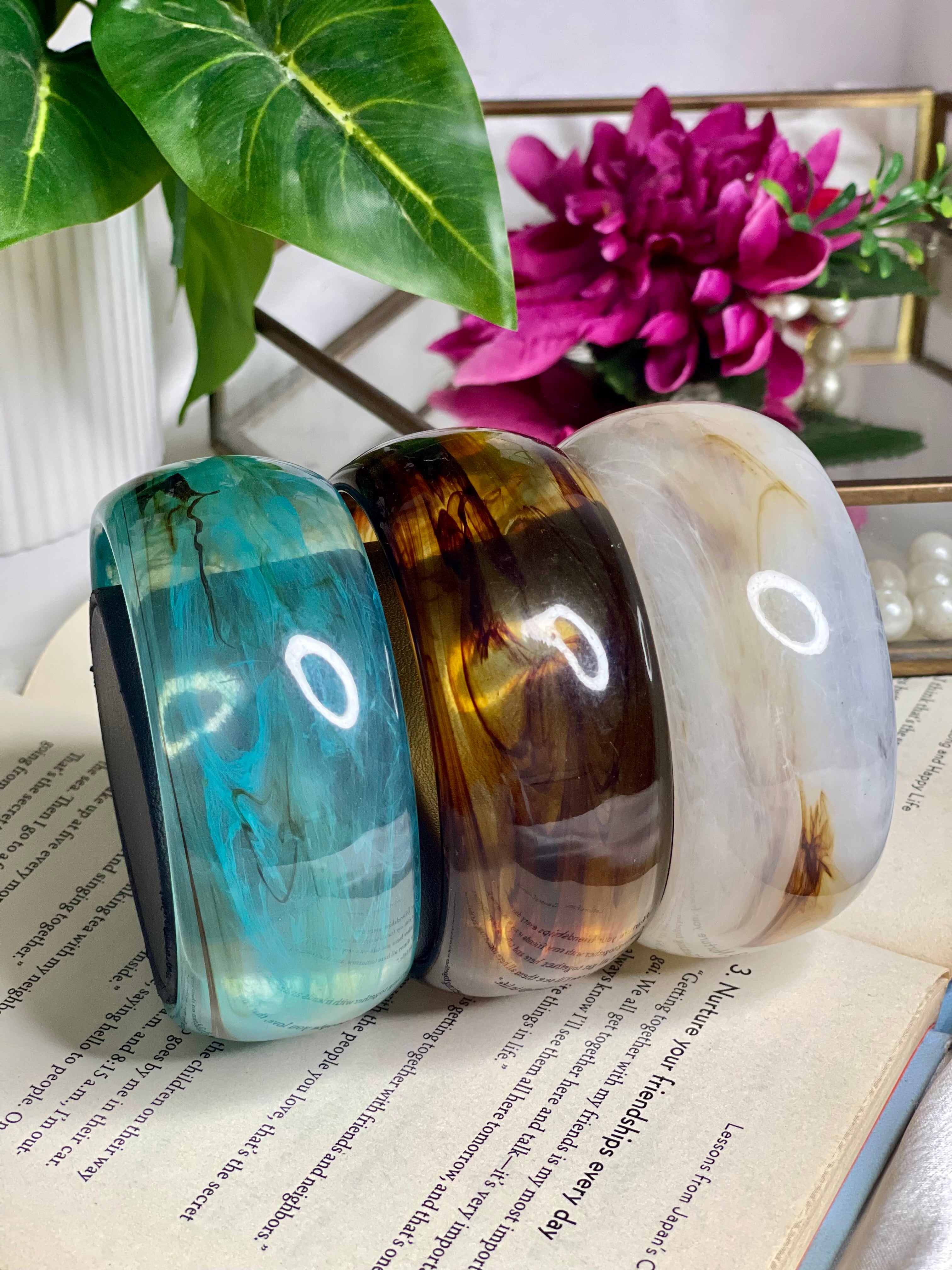 Sprinkle Resin Bangle Stack