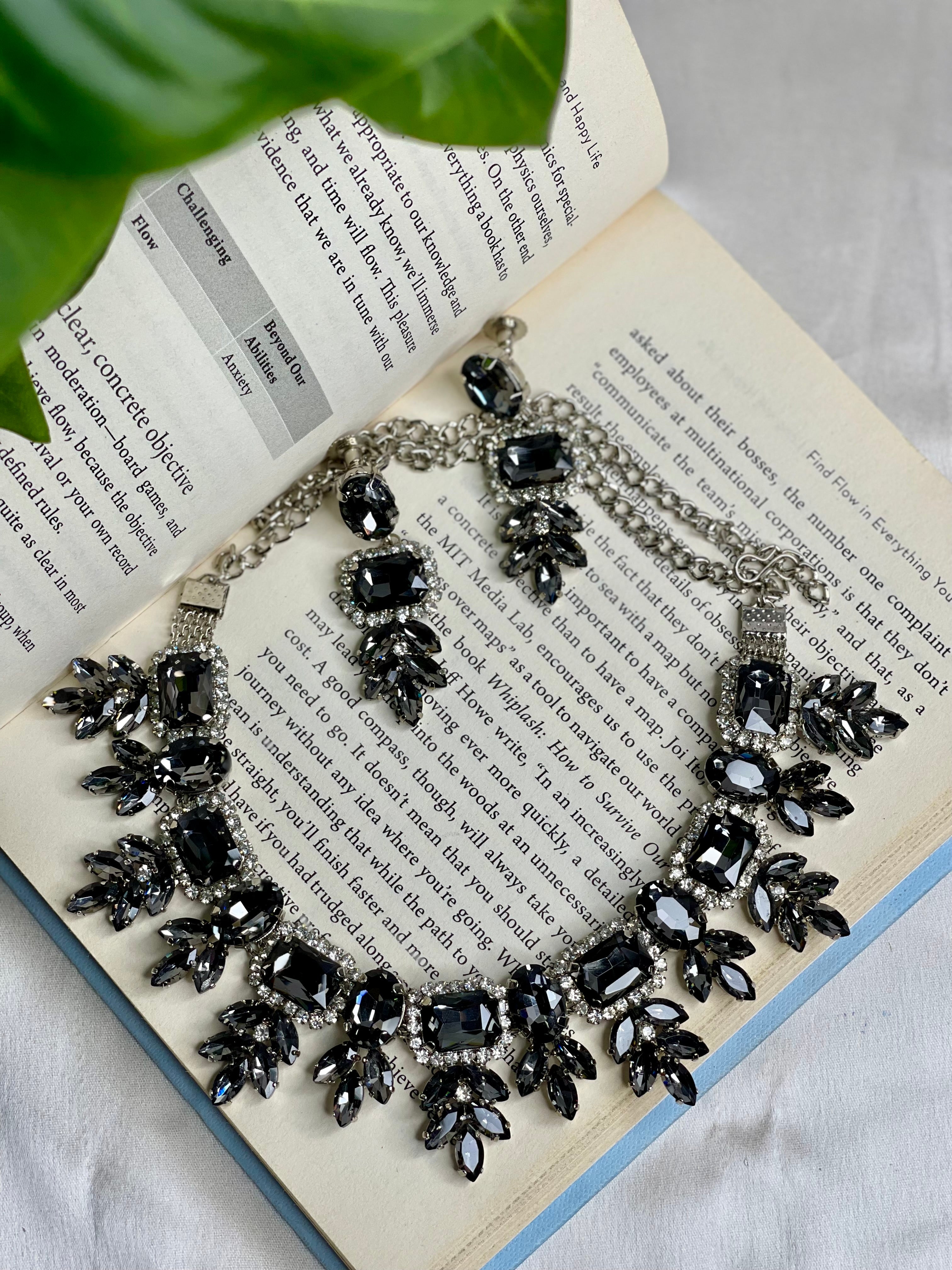 Grey Mist Necklace Set