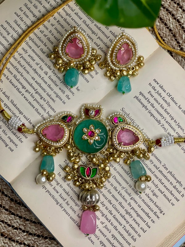 Multicolour Ada Choker Set