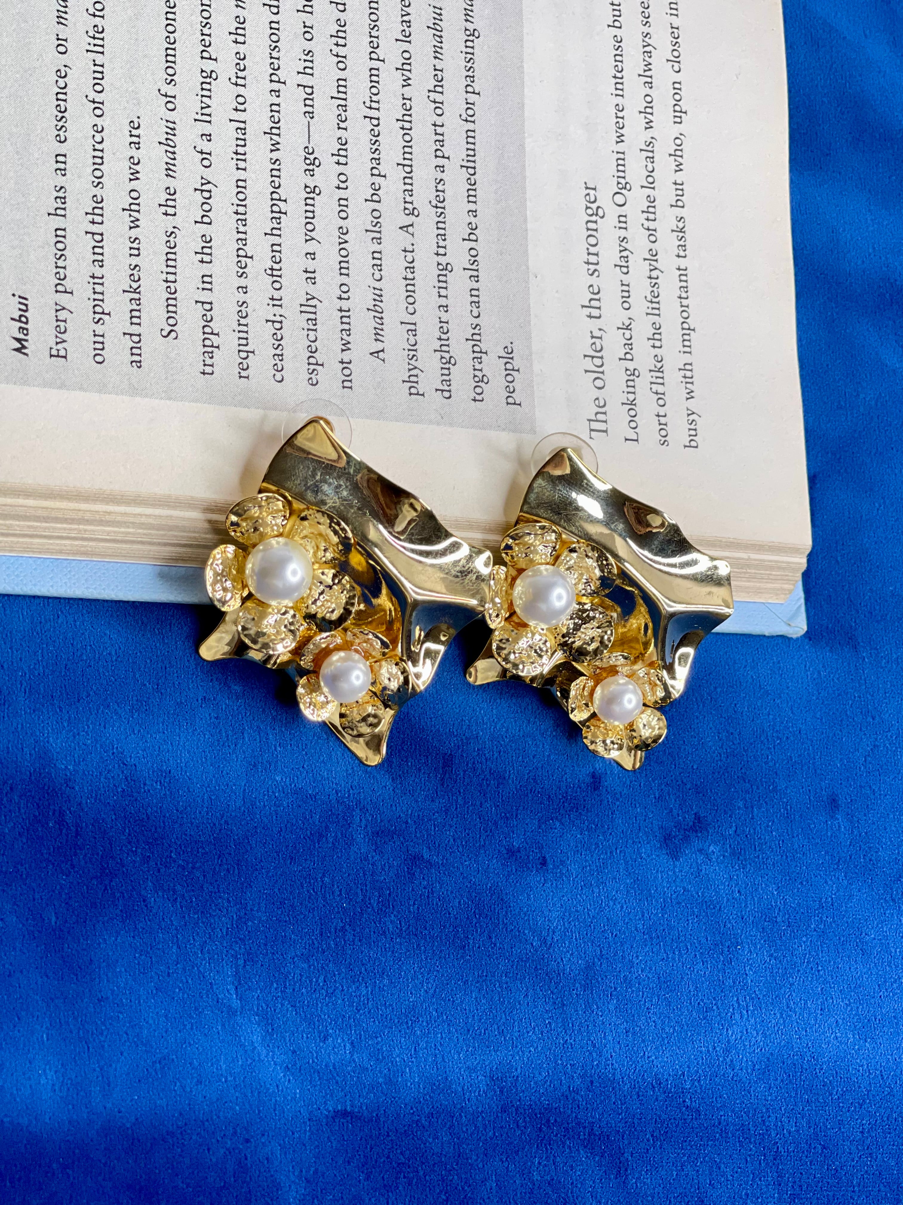 Pearl Bloom Sculpted Earrings