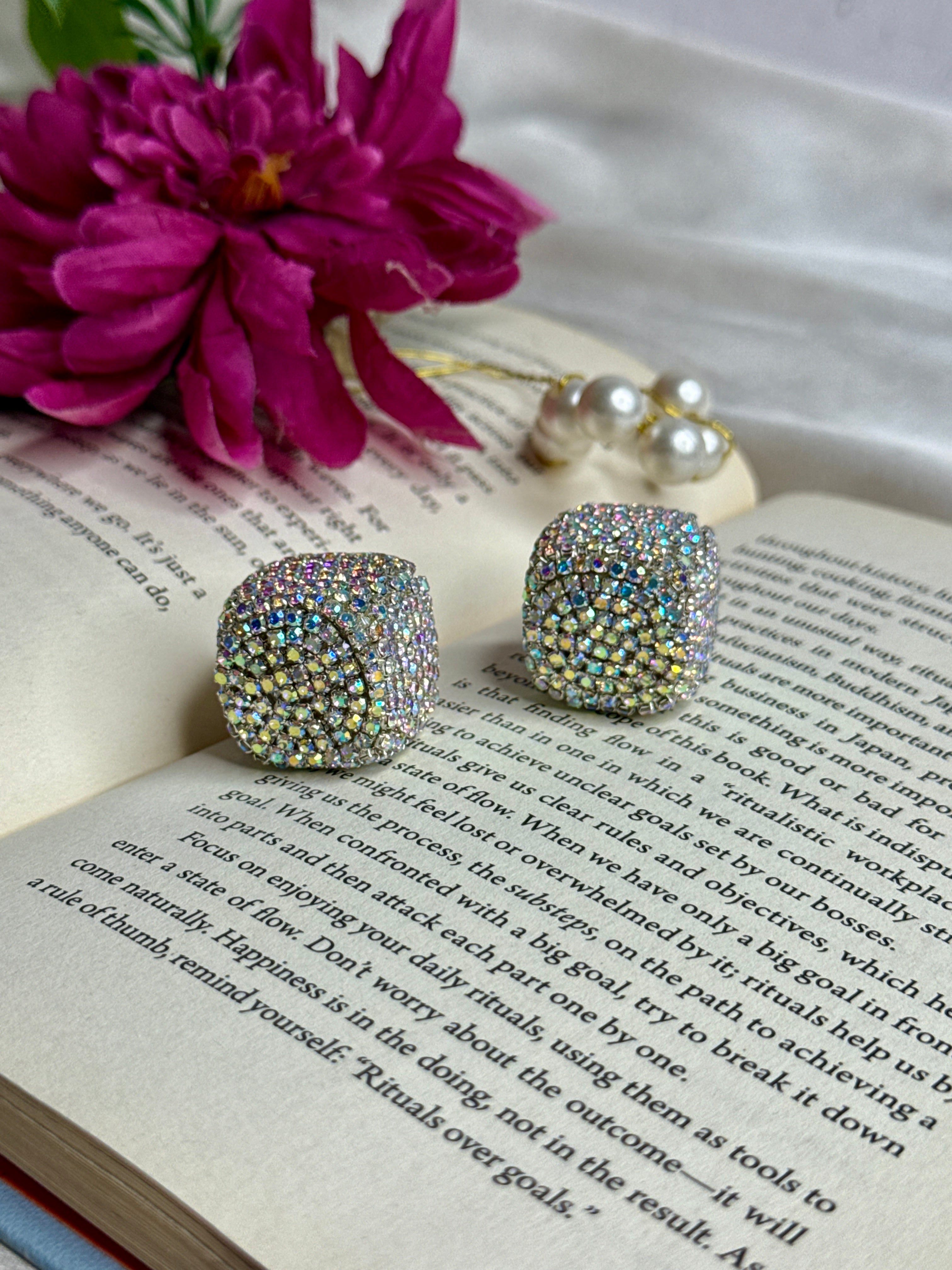 Aurora Pearl Cube Earrings