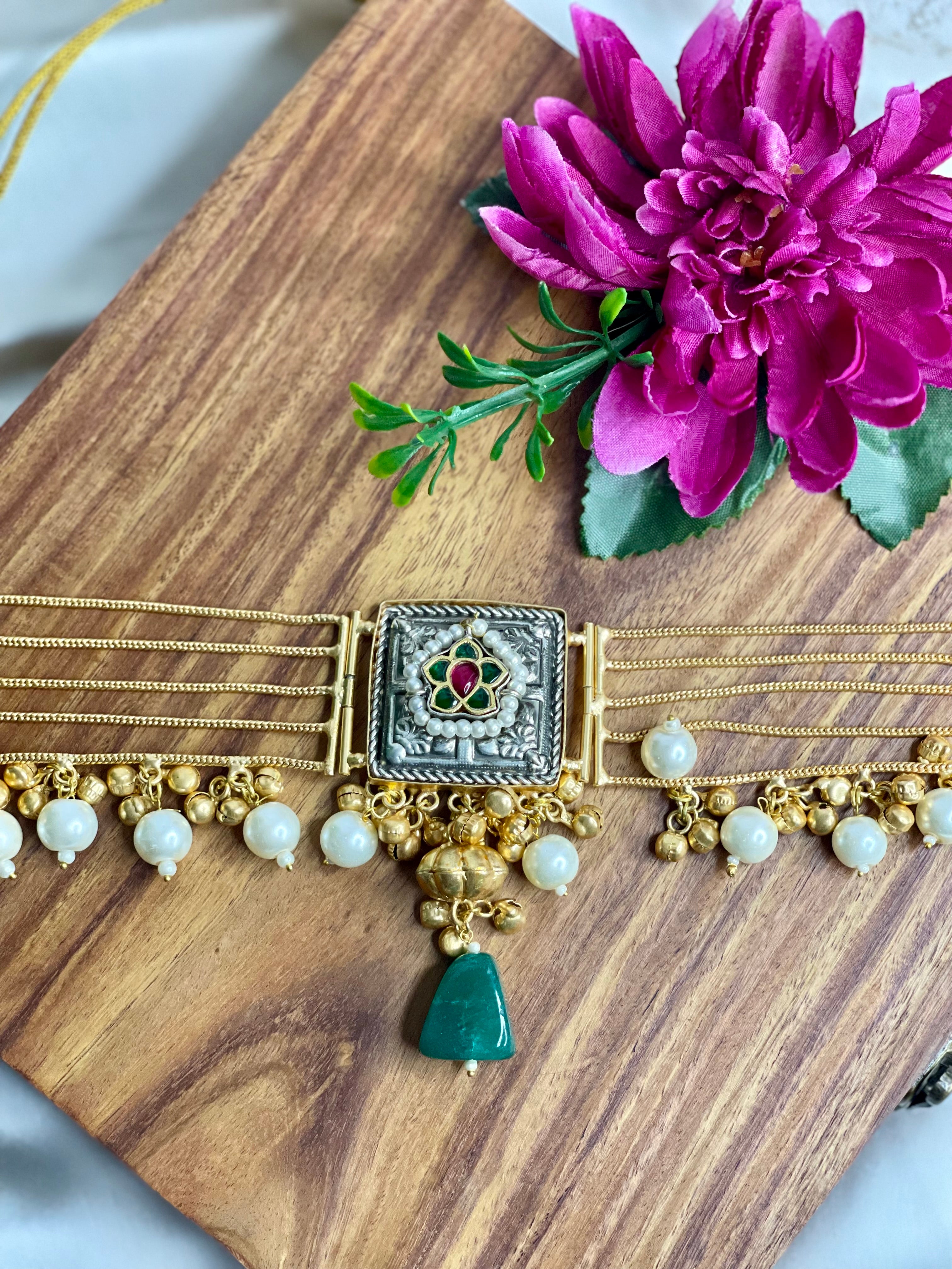 Fusion Emerald Ruhani Choker Set