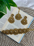 Heritage Floral Choker Set With Maang Tikka