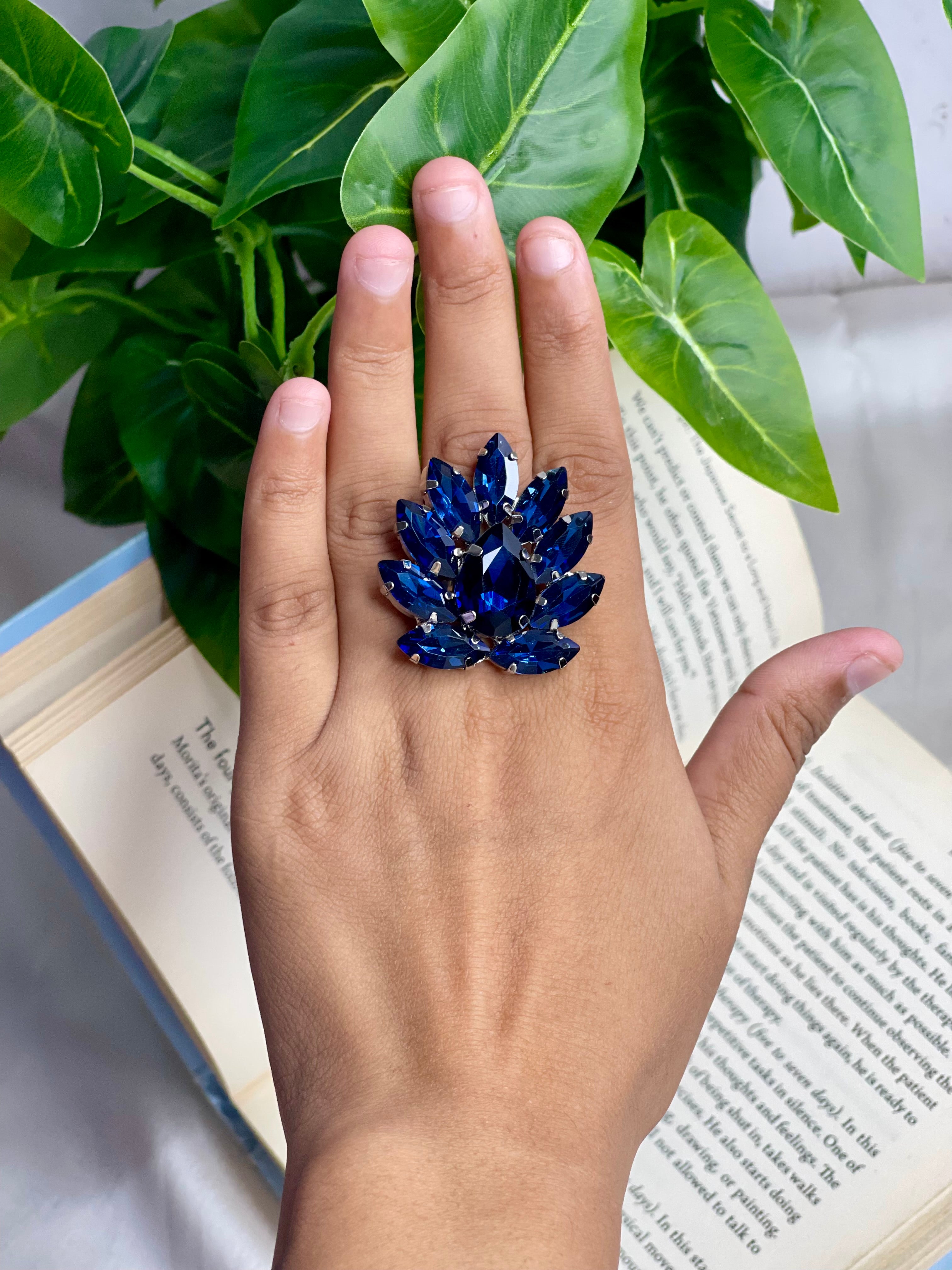 Navy Swan Ring
