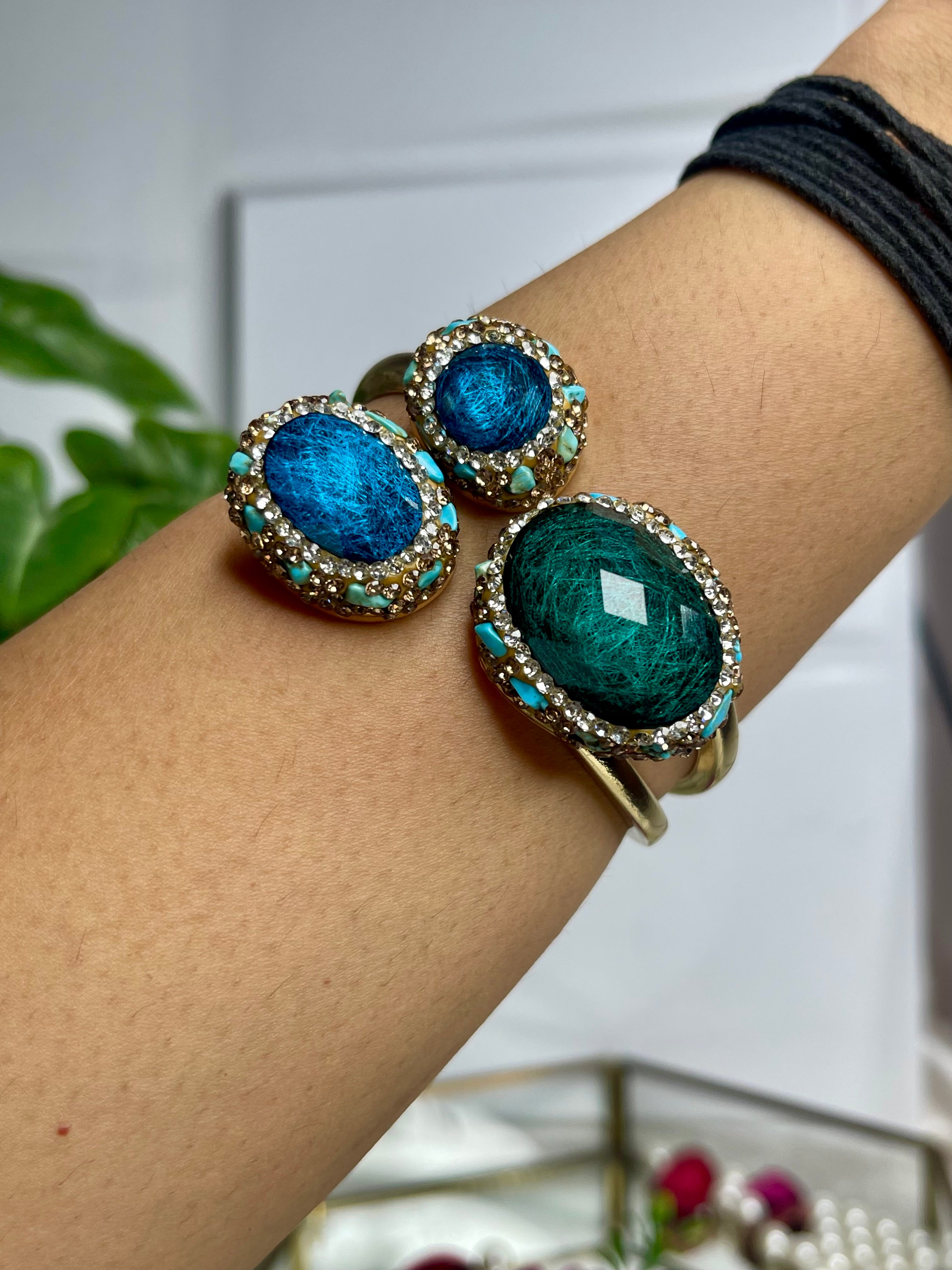 Ocean Aura Gemstone Handcuff