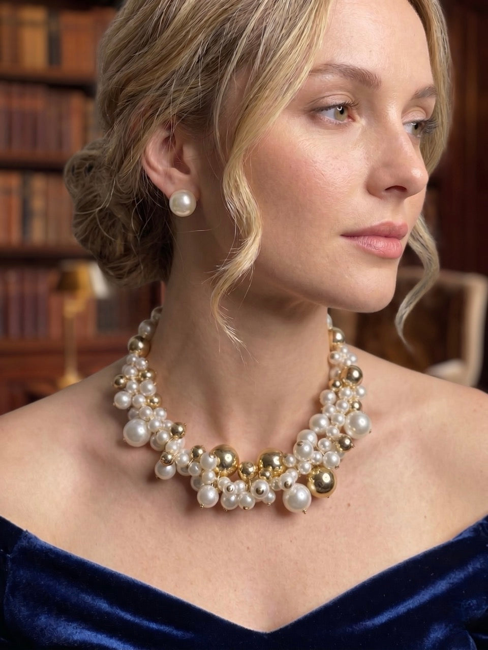 Pearl Bubble Western Necklace