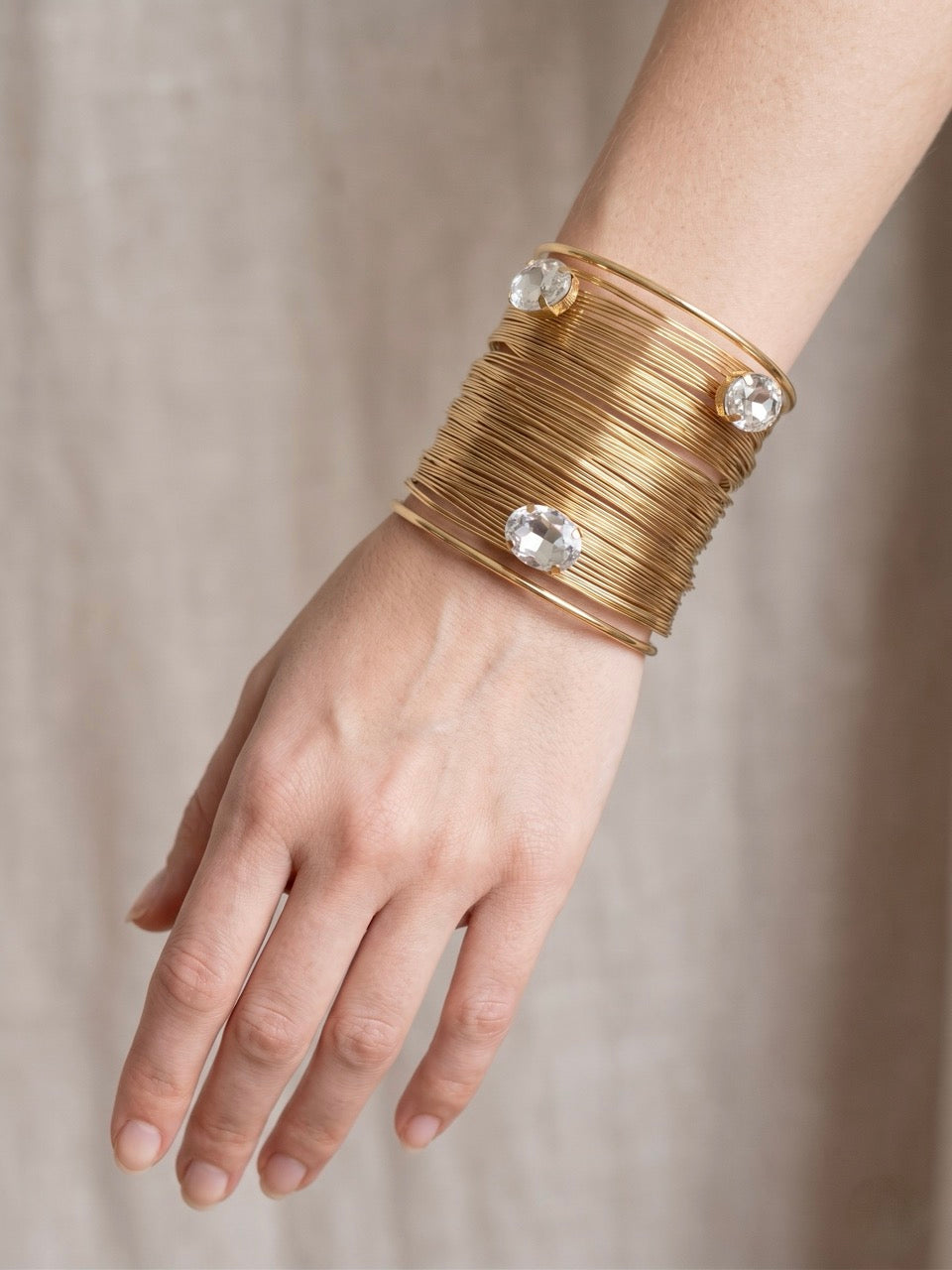 Golden Wire Western Handcuff