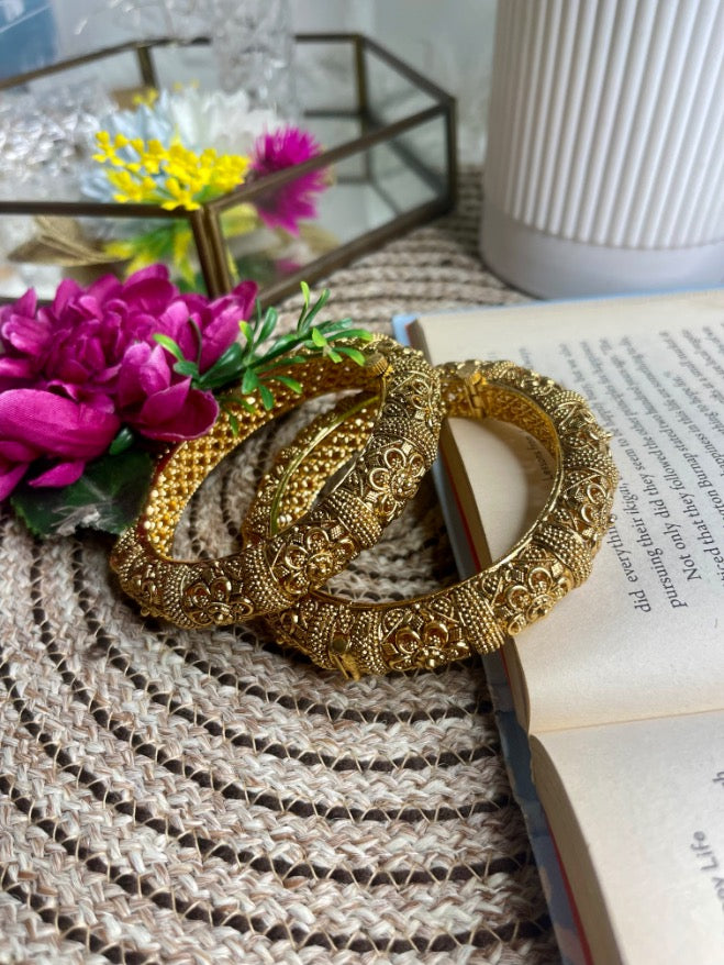 Myra Floral Heritage Bangles