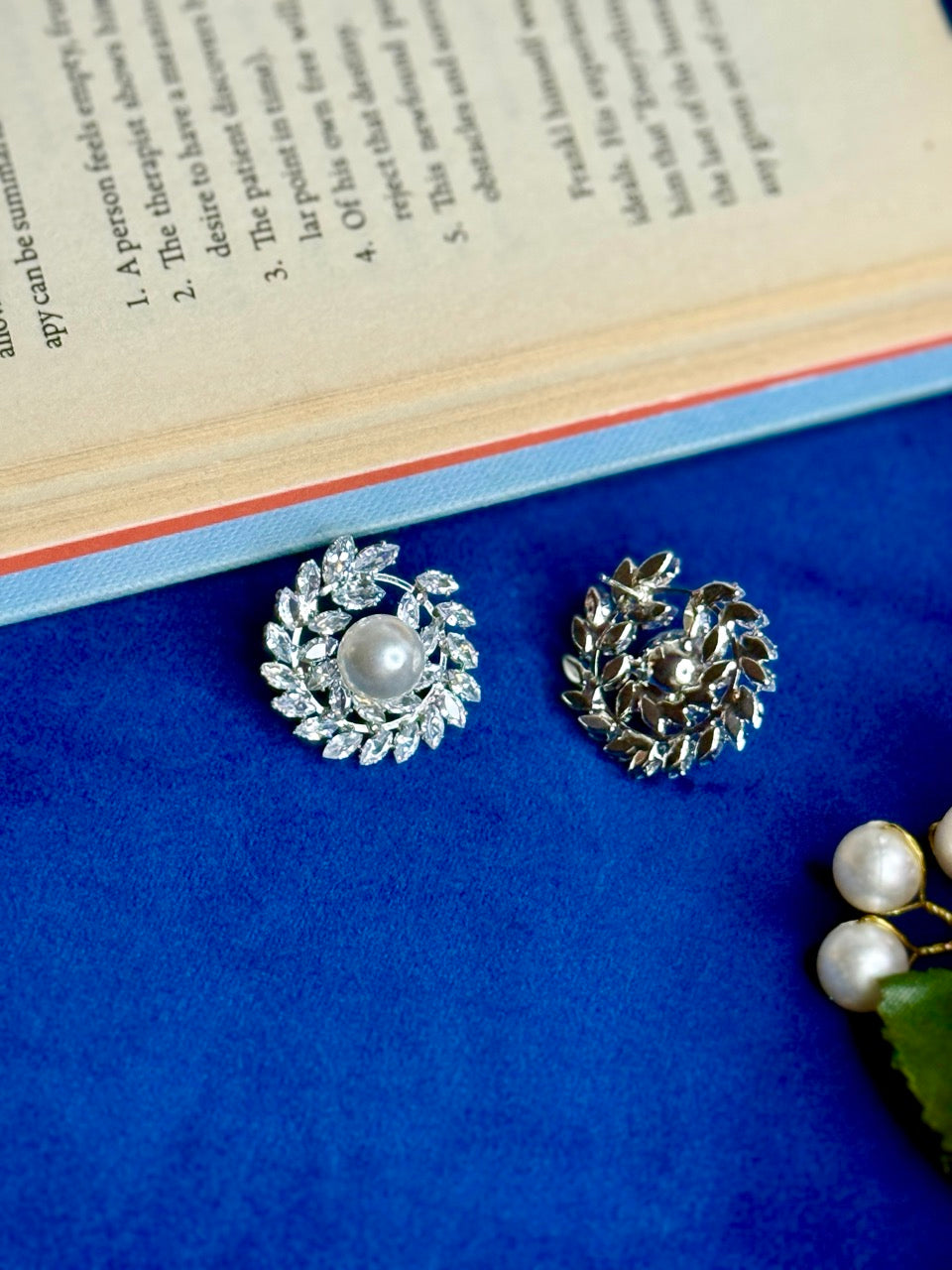 Silver Pearl Ivy Stud Earrings