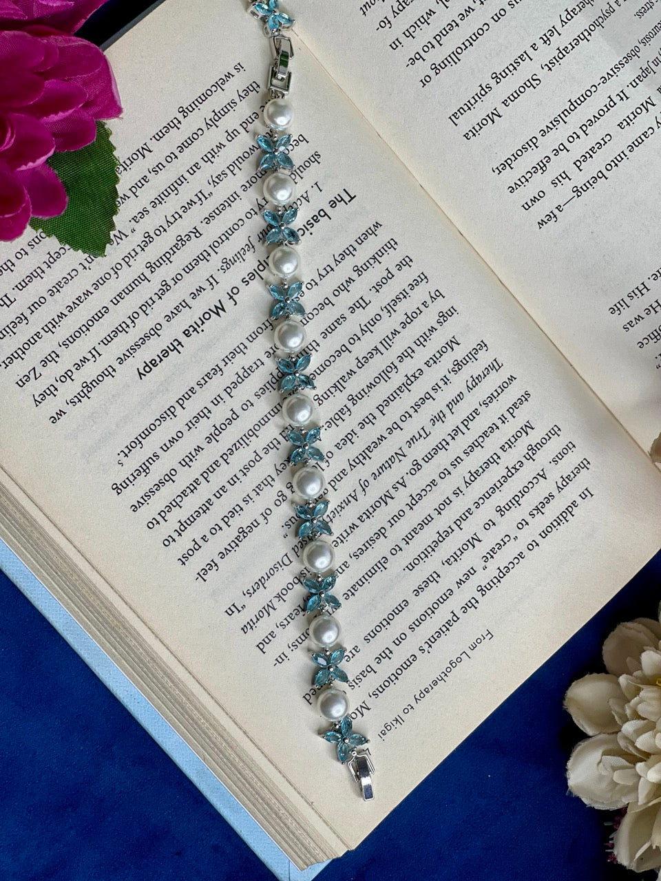 Blue Pearl Tulip Bracelet