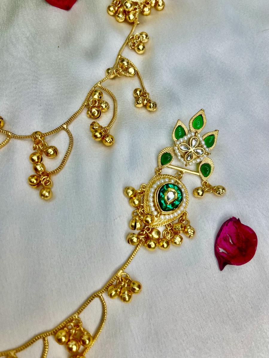Emerald Mehfil Kashmiri Kaan Sahara Earrings