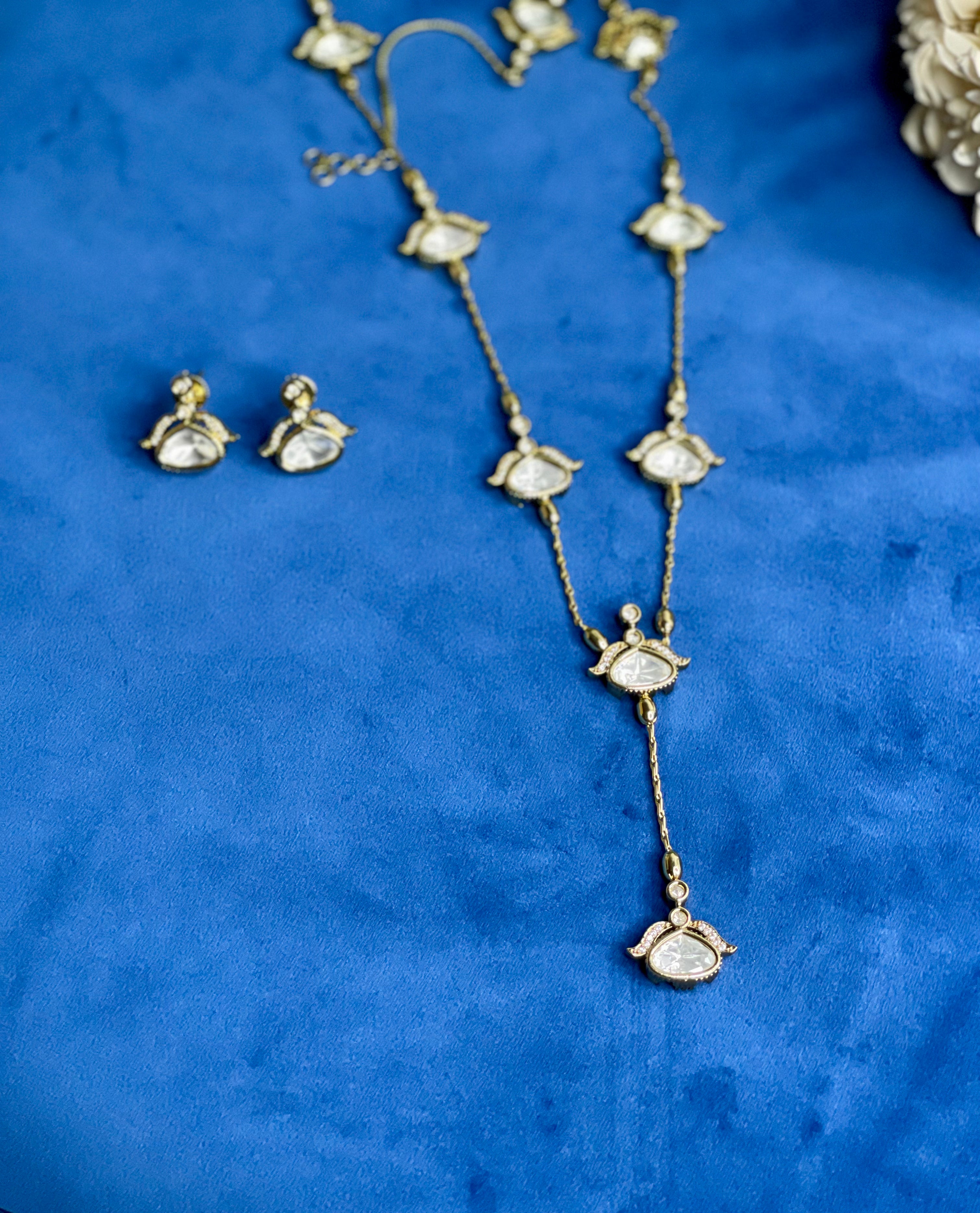 Gold Sheesh Mahal Kundan Necklace Set