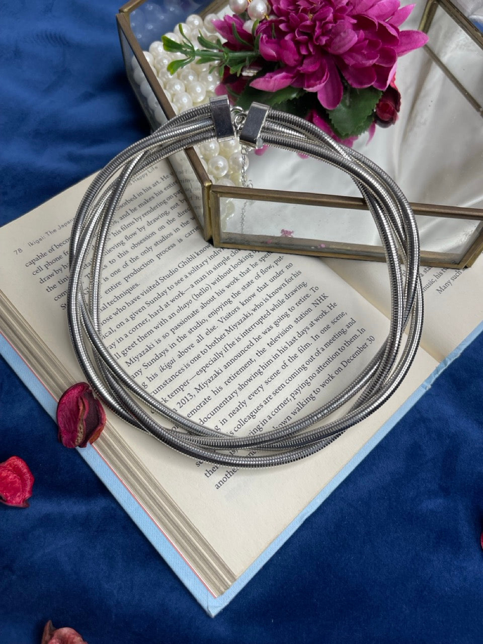 Silver Hasli Coil Necklace