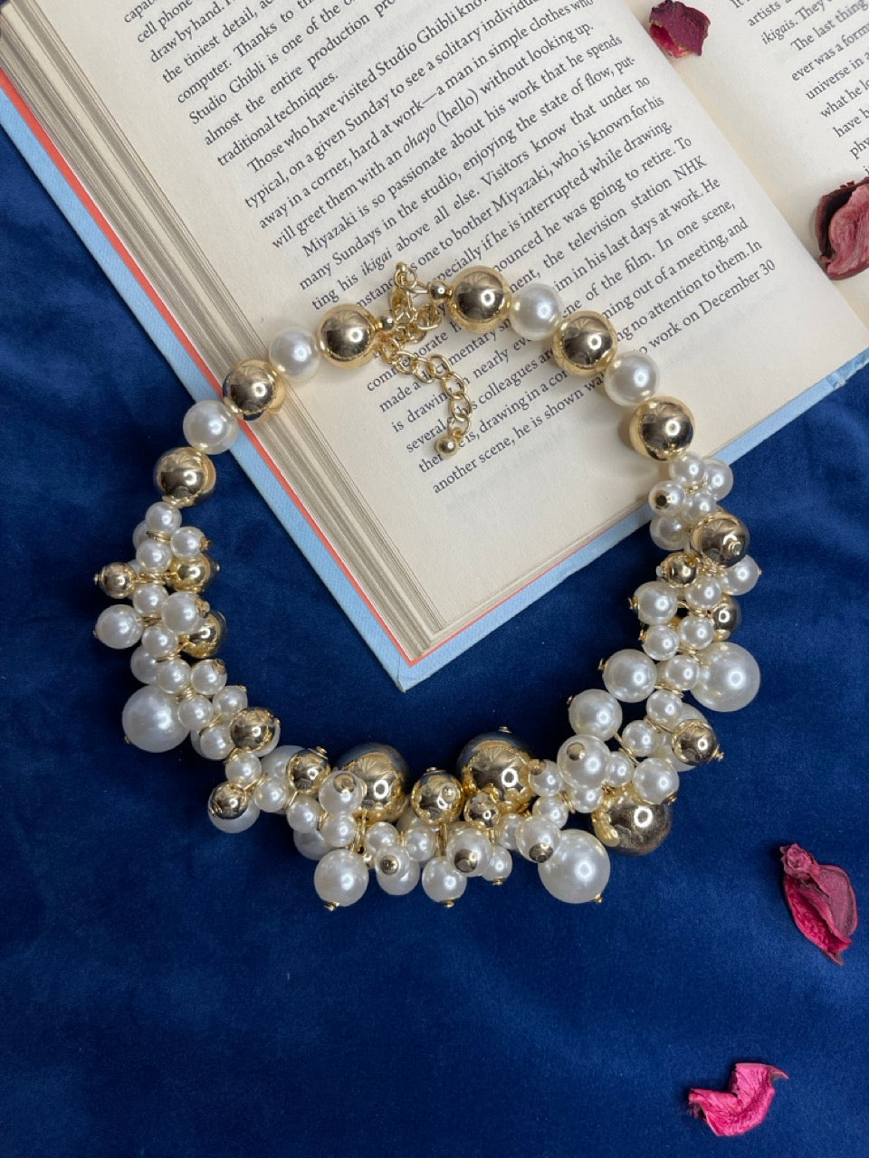 Pearl Bubble Western Necklace