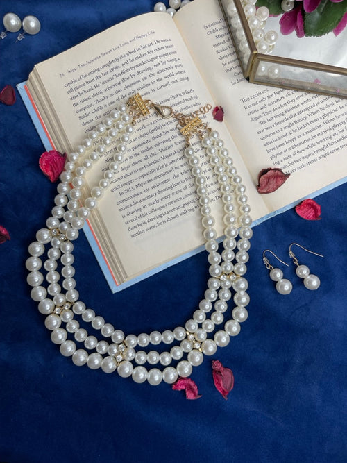 Classic Pearl Layered Necklace Set