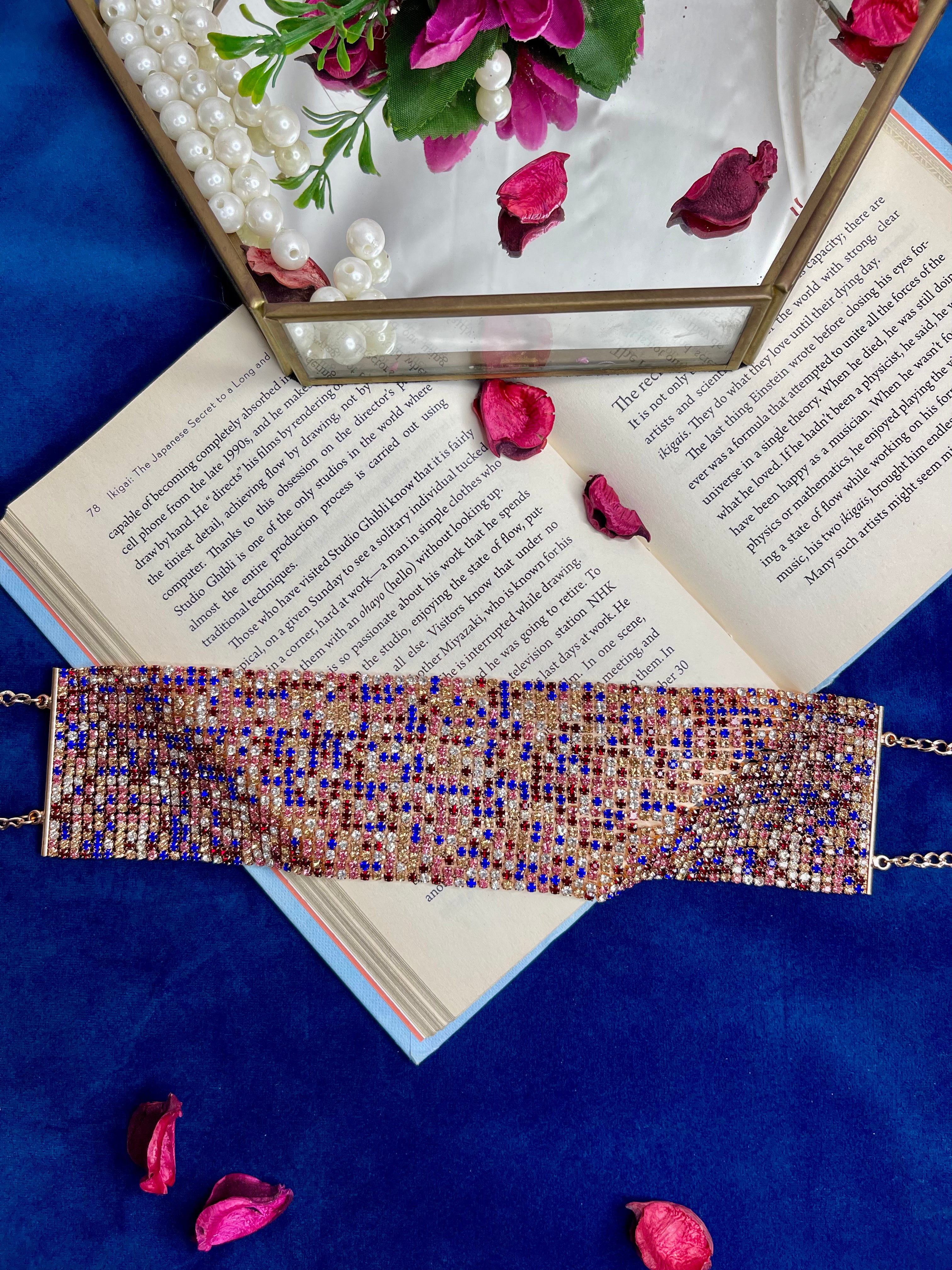 Multi Crystal Mesh Choker