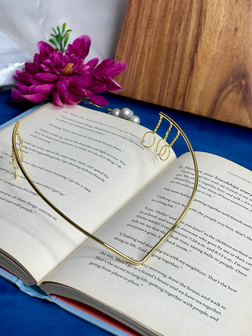 Golden Regal V Tiara