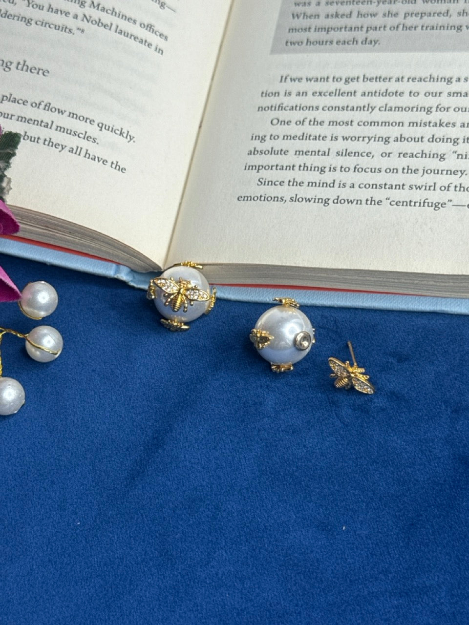 Golden Bee Studs Earrings