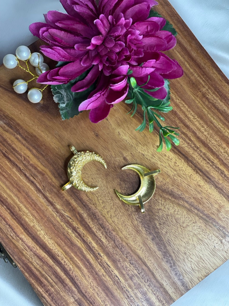 Gold Chand Earcuff Earrings