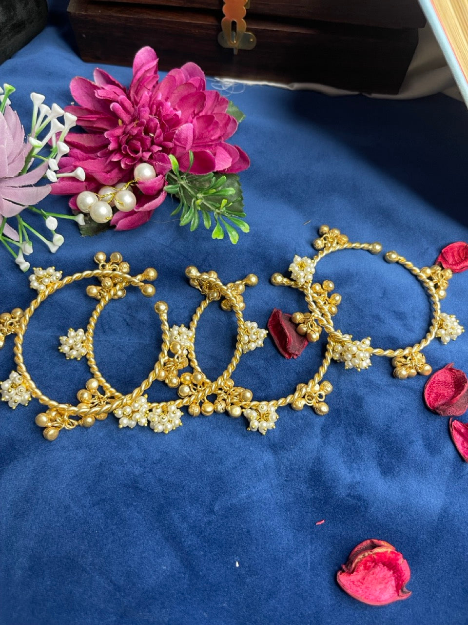 Noor Pearl Ghunghroo Bangles