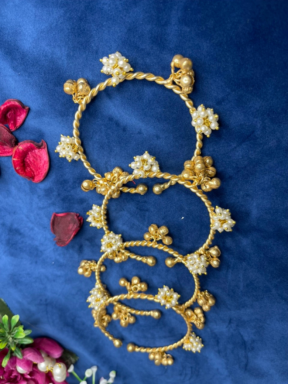 Noor Pearl Ghunghroo Bangles
