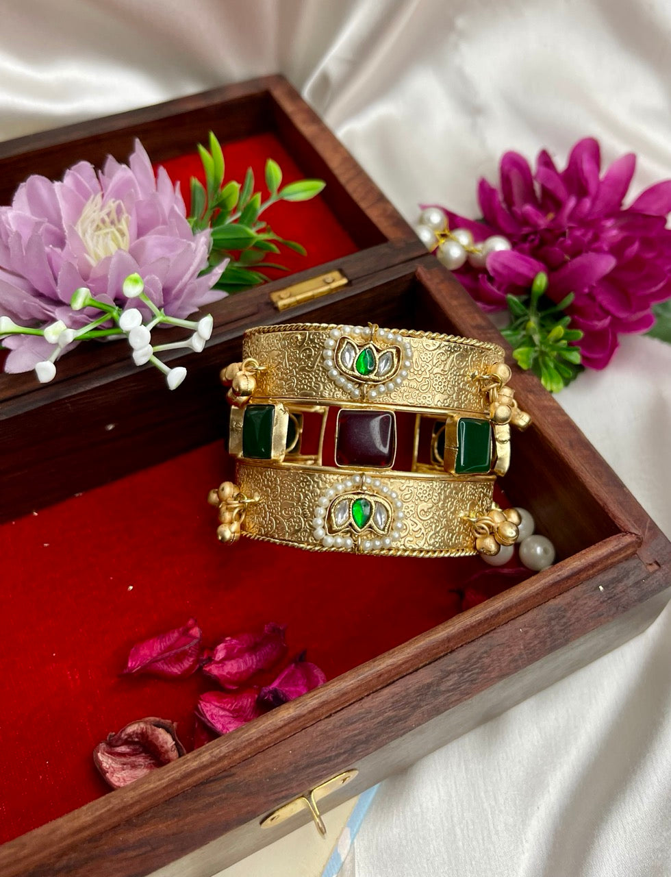 Multi Lotus Kashmiri Kada