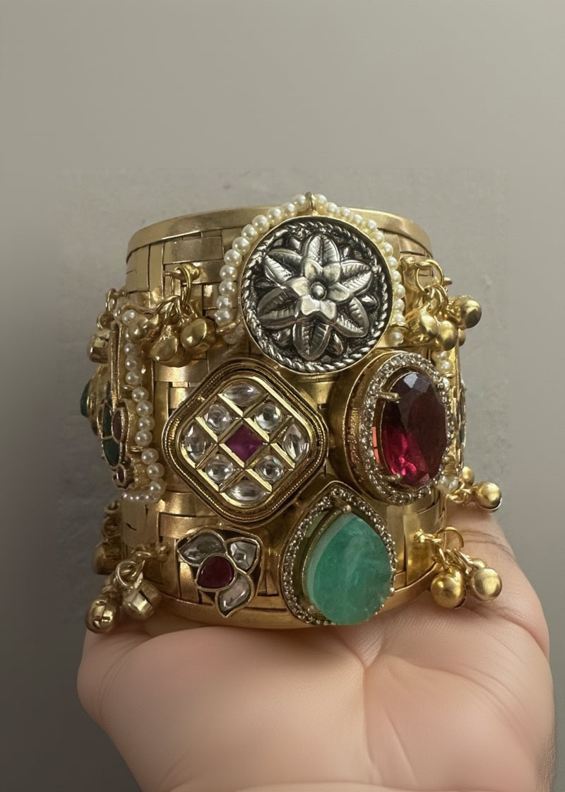 Multi Rang Mahal Kashmiri Kada