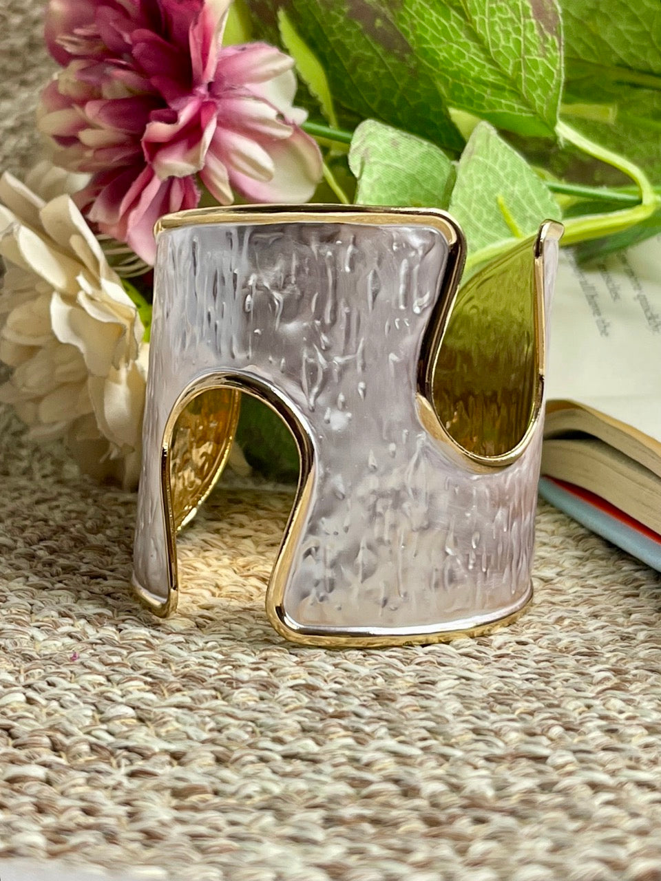 Ivory Muse Turkish Handcuff