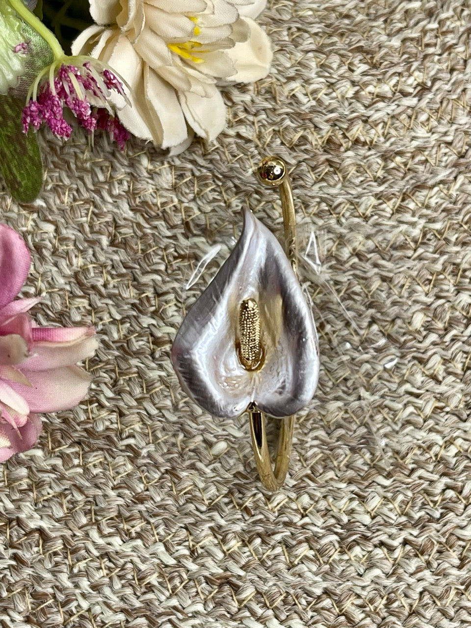 Ivory Lily Turkish Handcuff