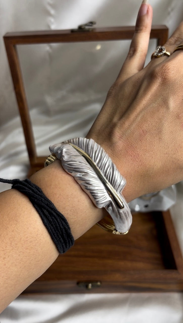 Ivory Feather Turkish Handcuff