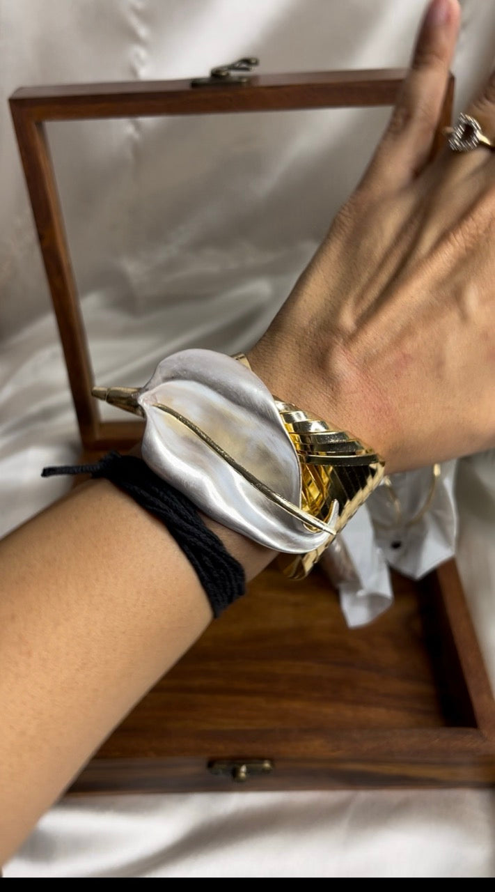 Ivory leaf Turkish Handcuff