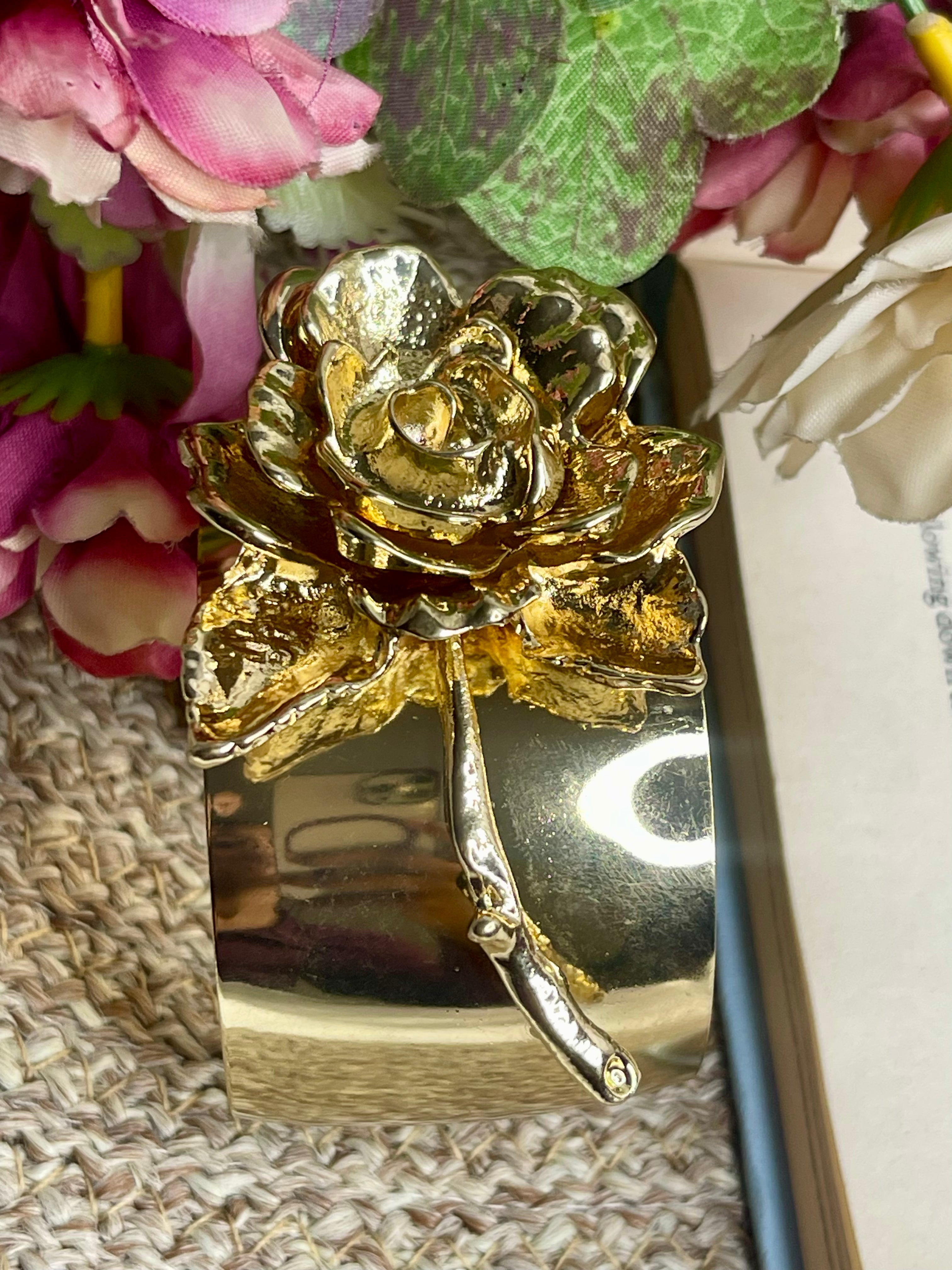 Golden Rose Handcuff