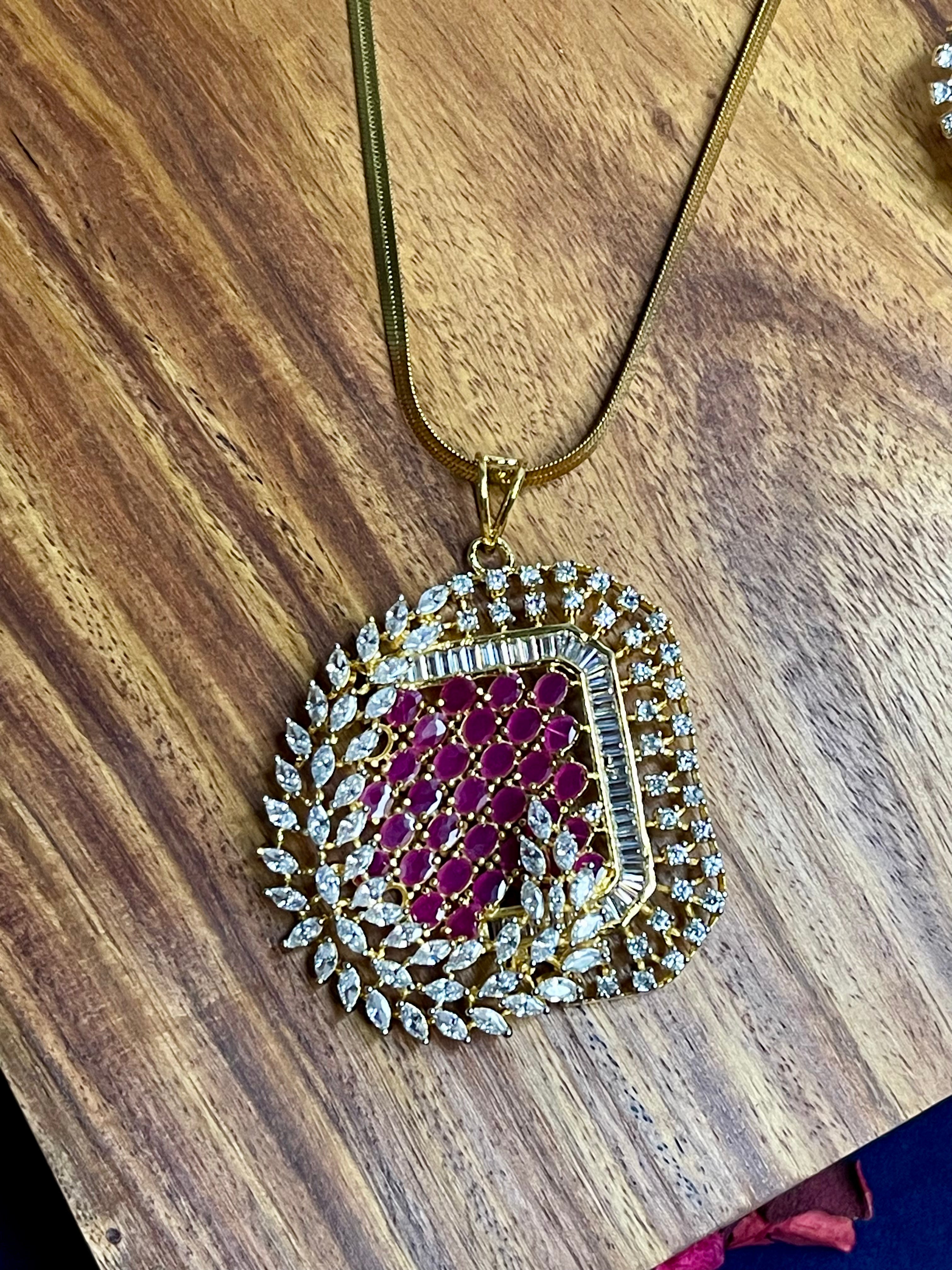 Ruby Rani Pendant Set