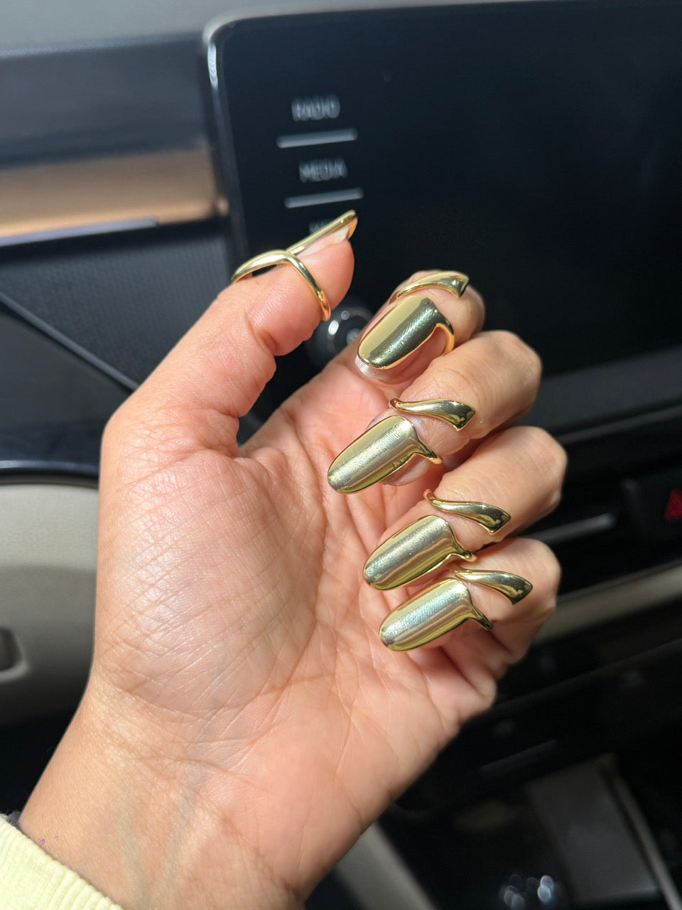 Golden Armour Claw Nail Ring